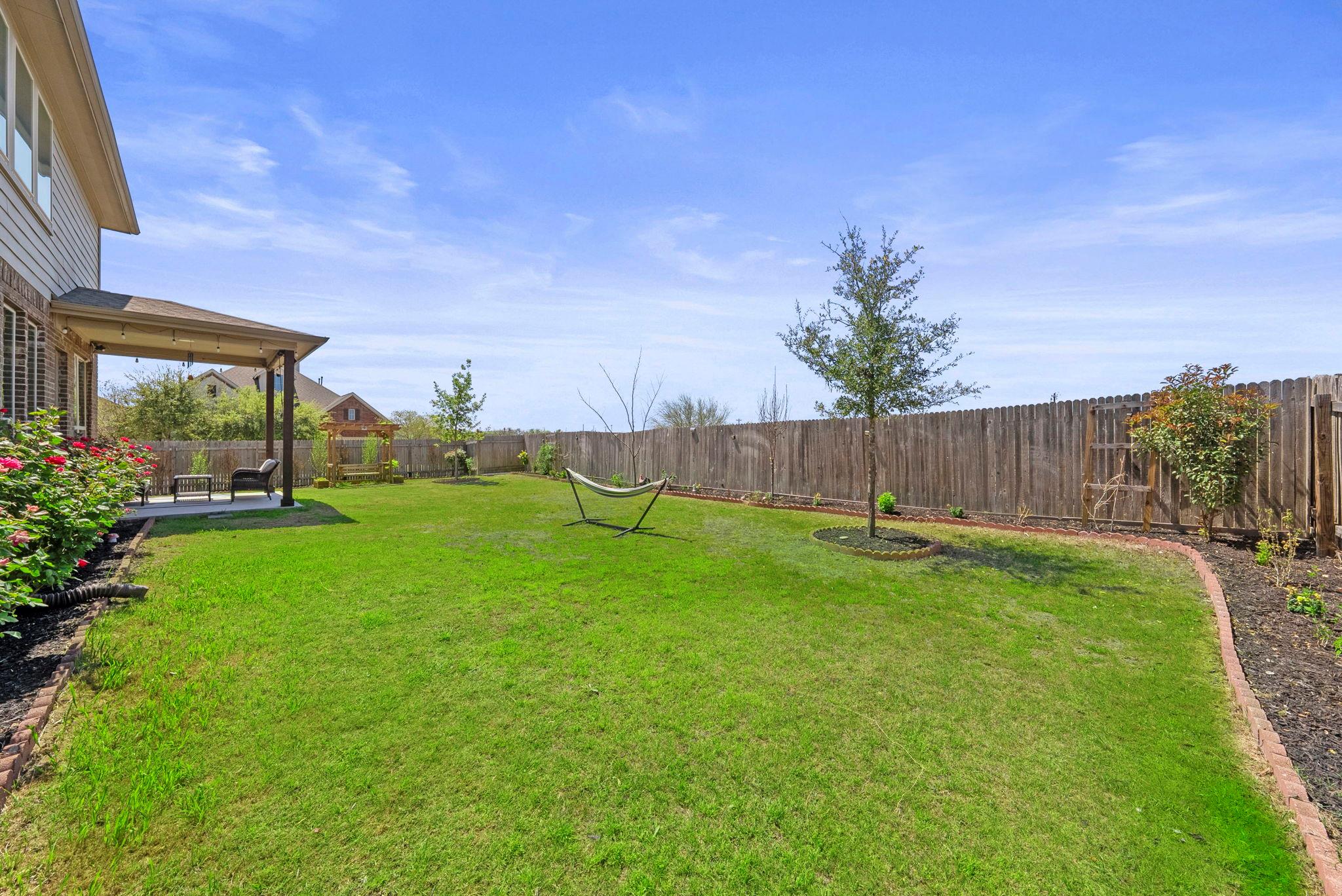 109 Wake Grv, Buda, TX 78610