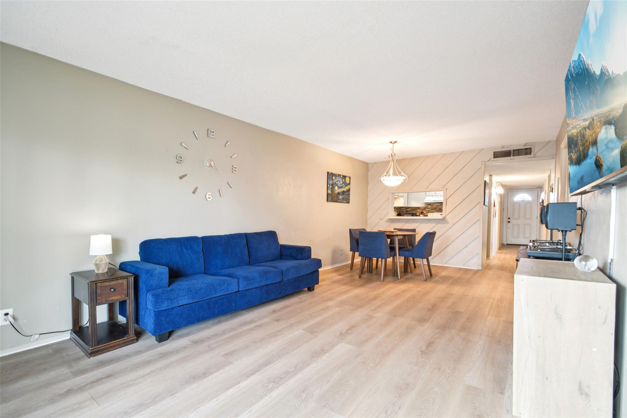 1214 Hi Stirrup # 100, Horseshoe Bay, TX 78657