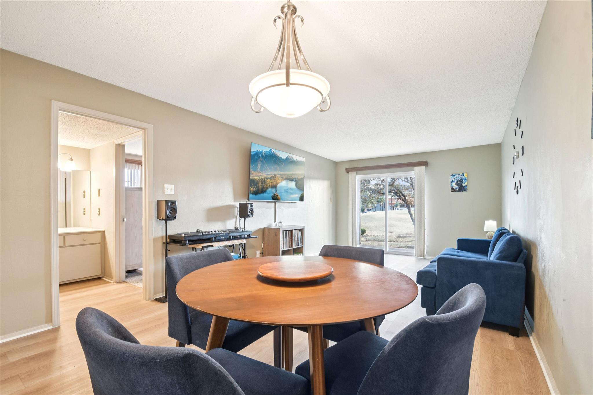 1214 Hi Stirrup # 100, Horseshoe Bay, TX 78657