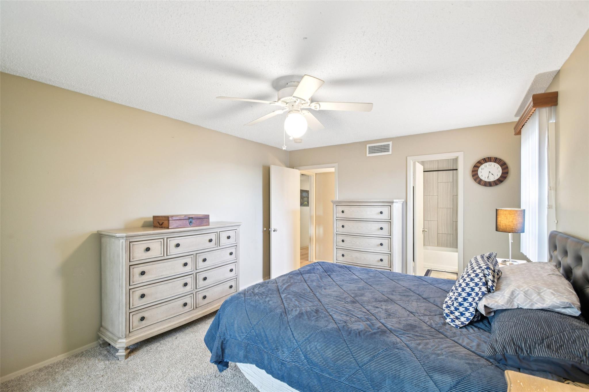 1214 Hi Stirrup # 100, Horseshoe Bay, TX 78657