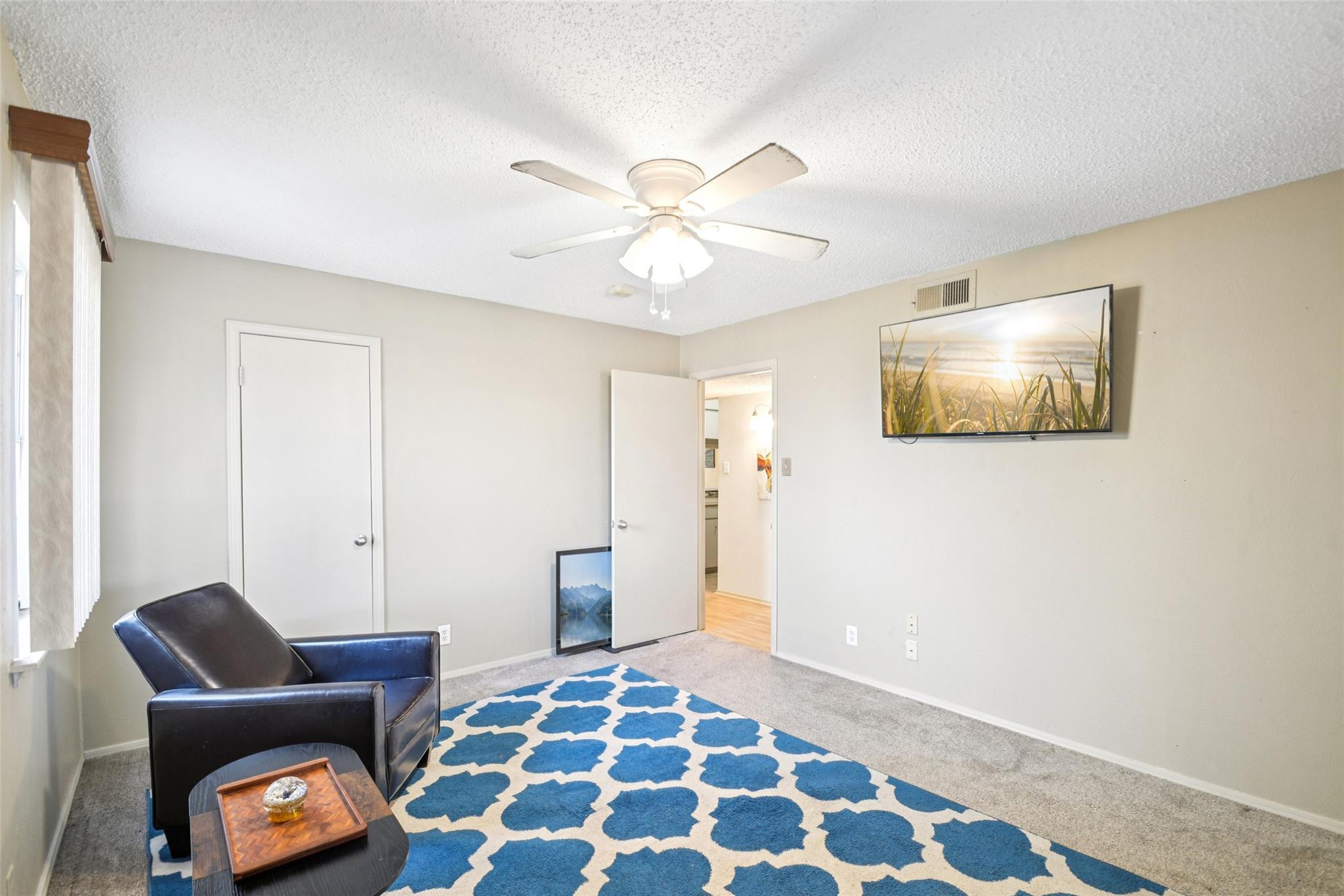 1214 Hi Stirrup # 100, Horseshoe Bay, TX 78657