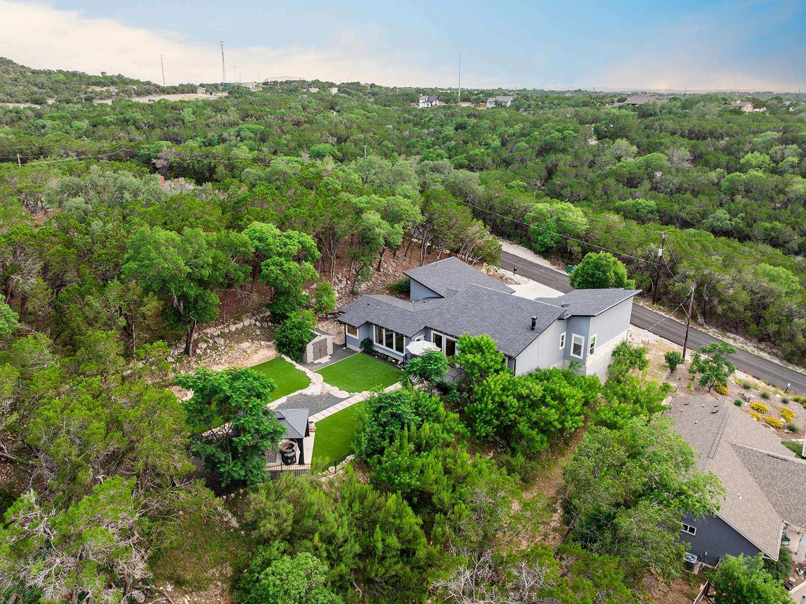 20702 Post Oak Dr, Lago Vista, TX 78645