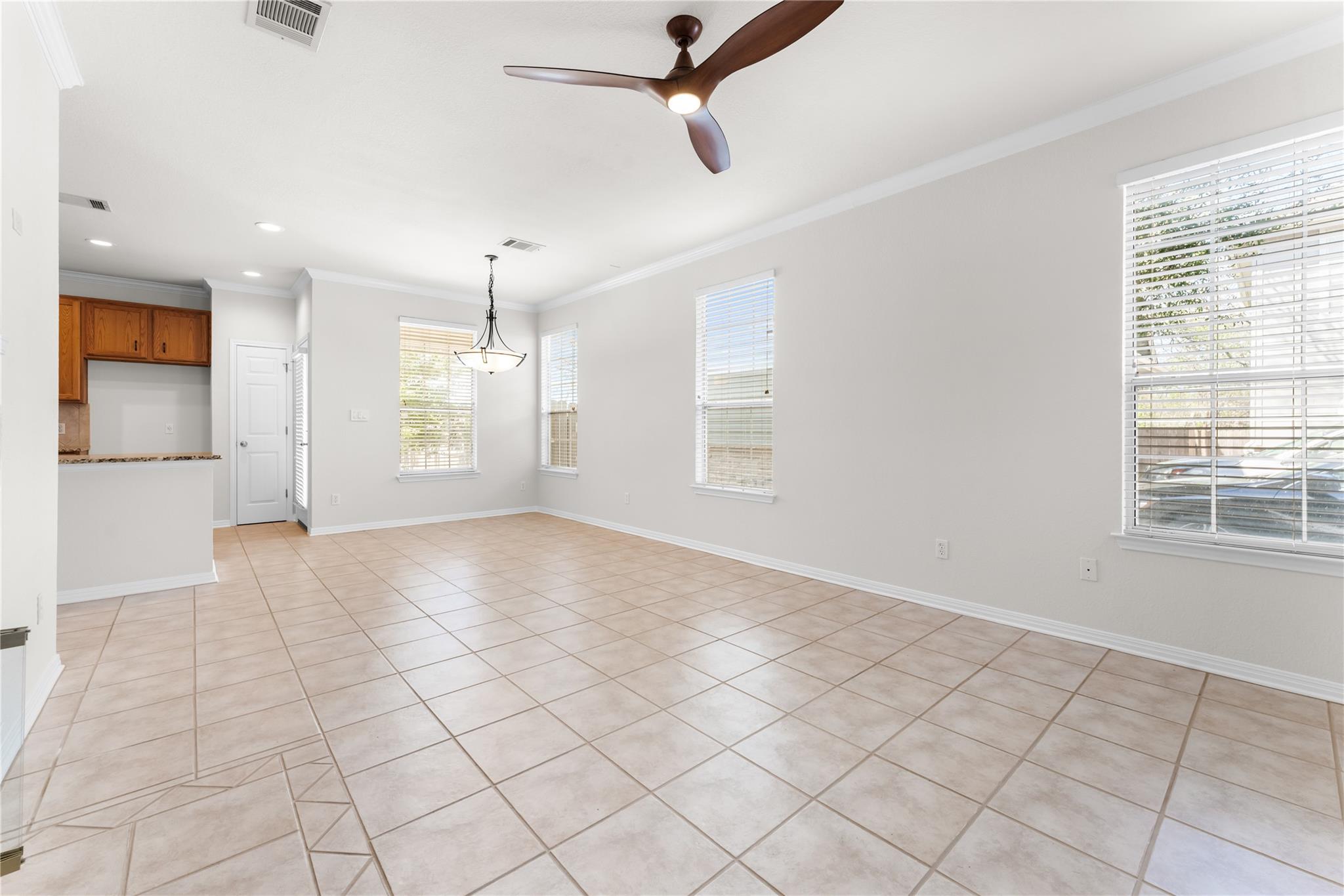 8518 Cahill Dr # 13, Austin, TX 78729