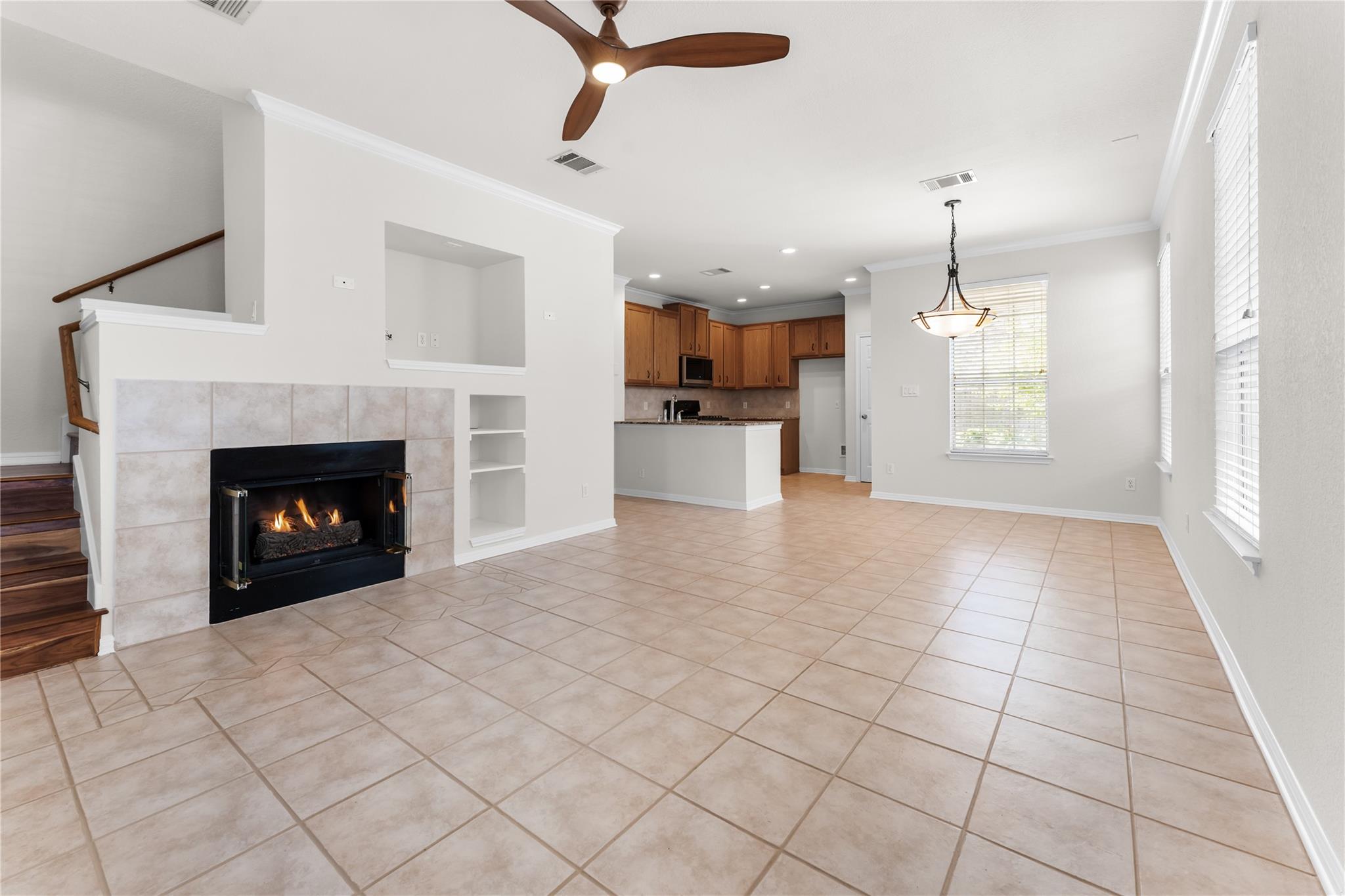 8518 Cahill Dr # 13, Austin, TX 78729