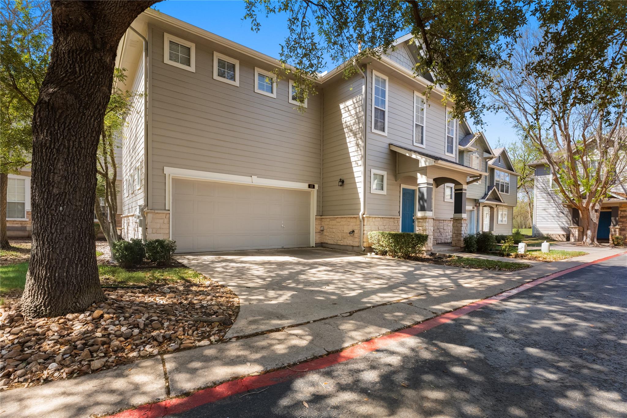 8518 Cahill Dr # 13, Austin, TX 78729