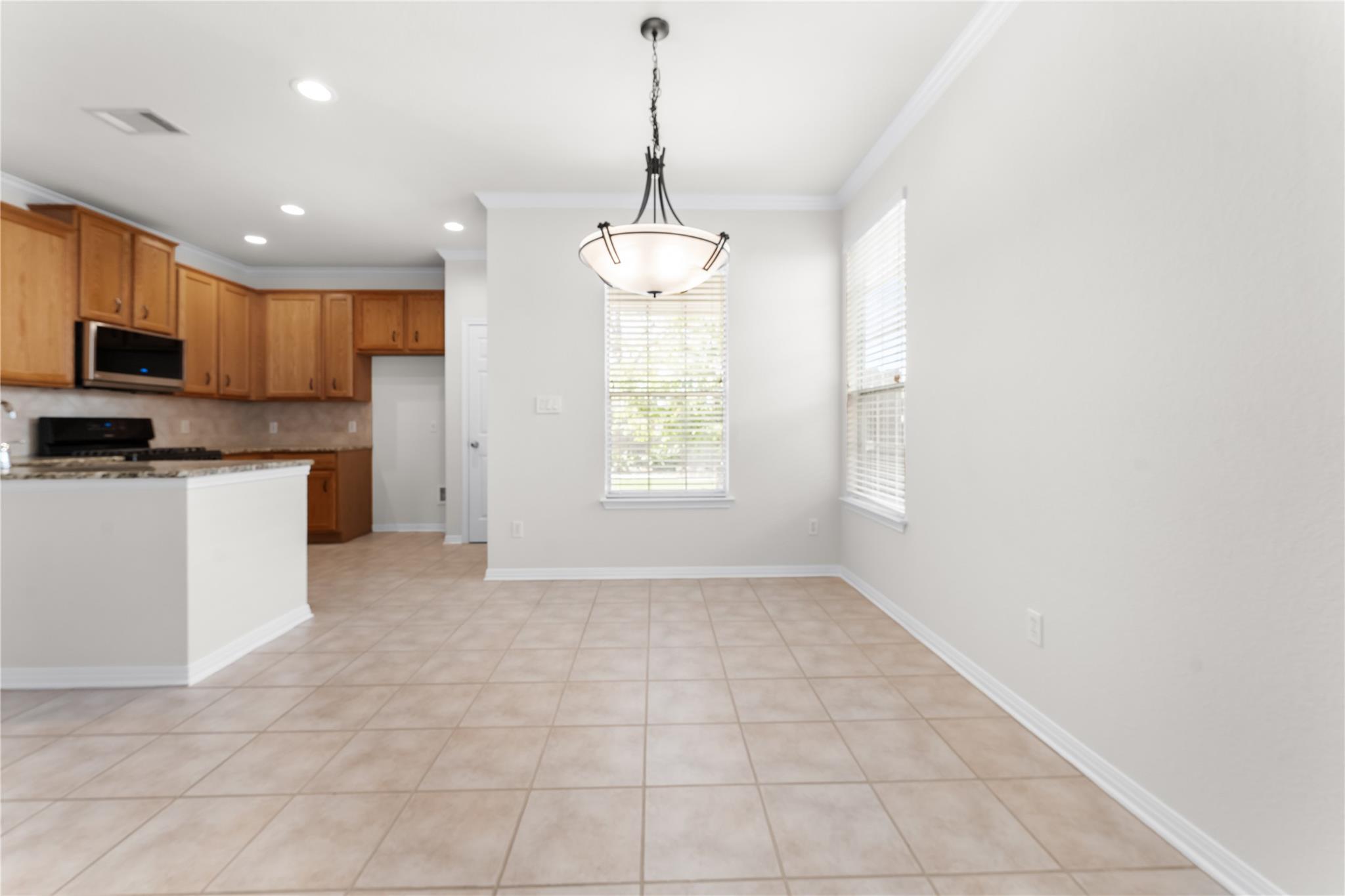 8518 Cahill Dr # 13, Austin, TX 78729