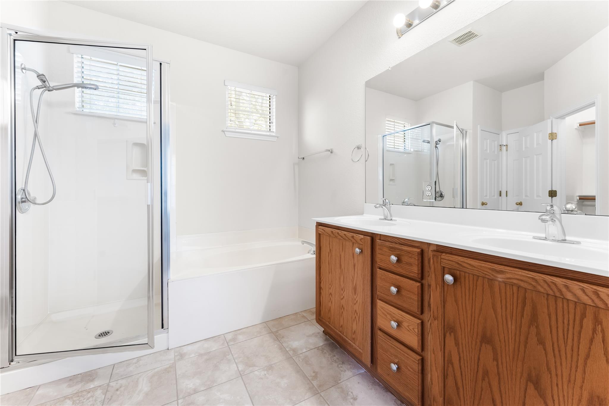 8518 Cahill Dr # 13, Austin, TX 78729