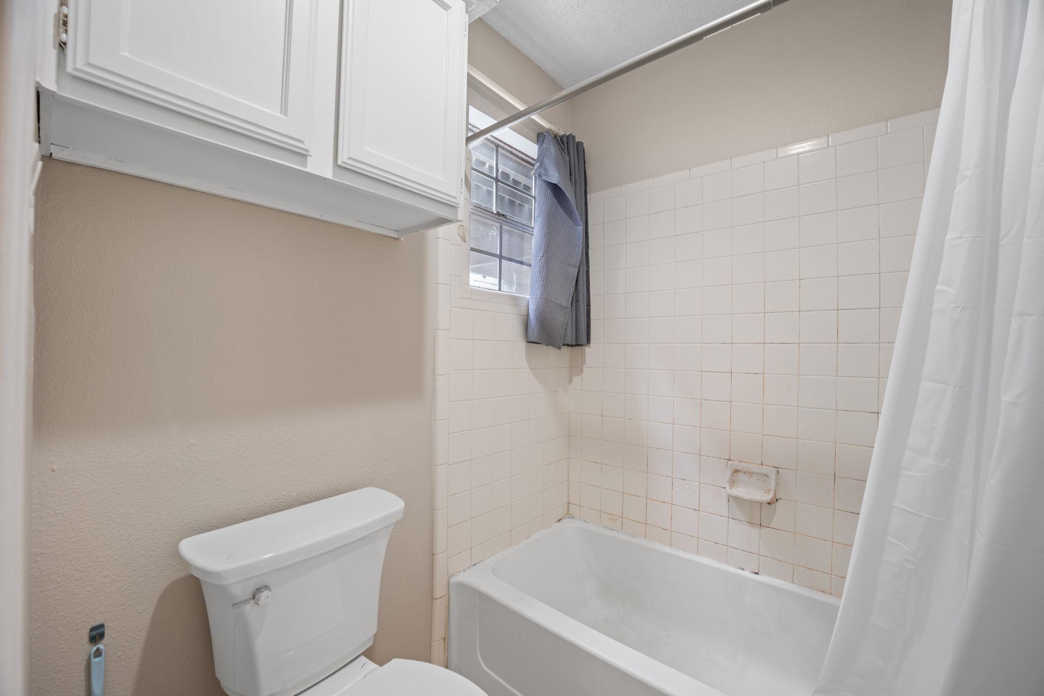 3111 Tom Green St # 208, Austin, TX 78705