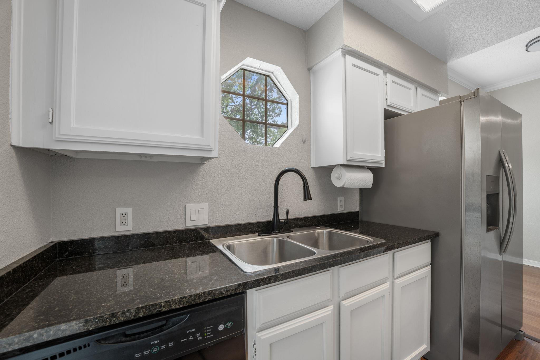 3111 Tom Green St # 208, Austin, TX 78705