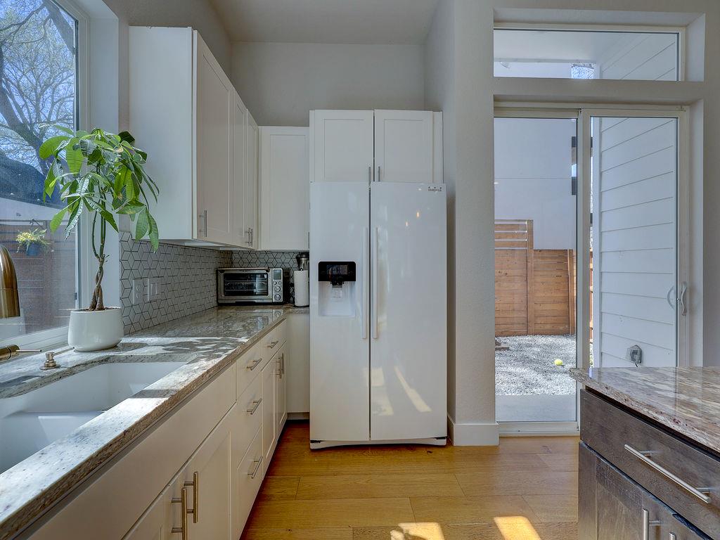 2007 Riverview St # 1, Austin, TX 78702