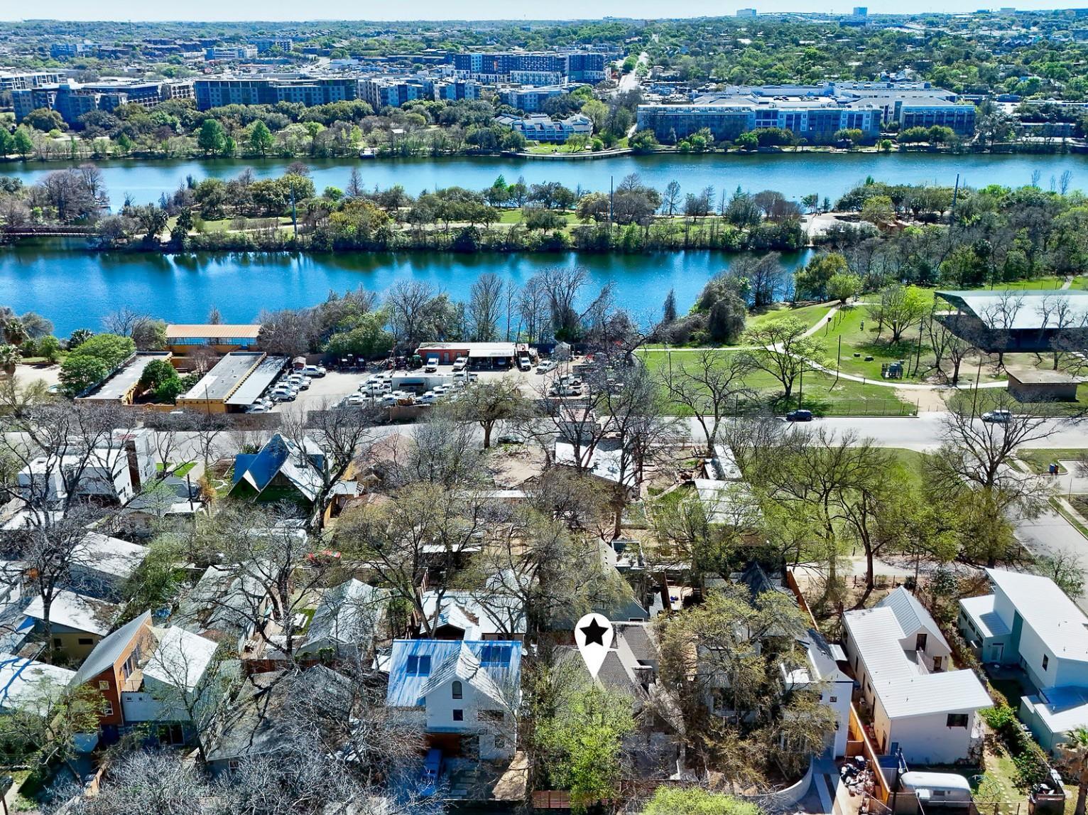 2007 Riverview St # 1, Austin, TX 78702