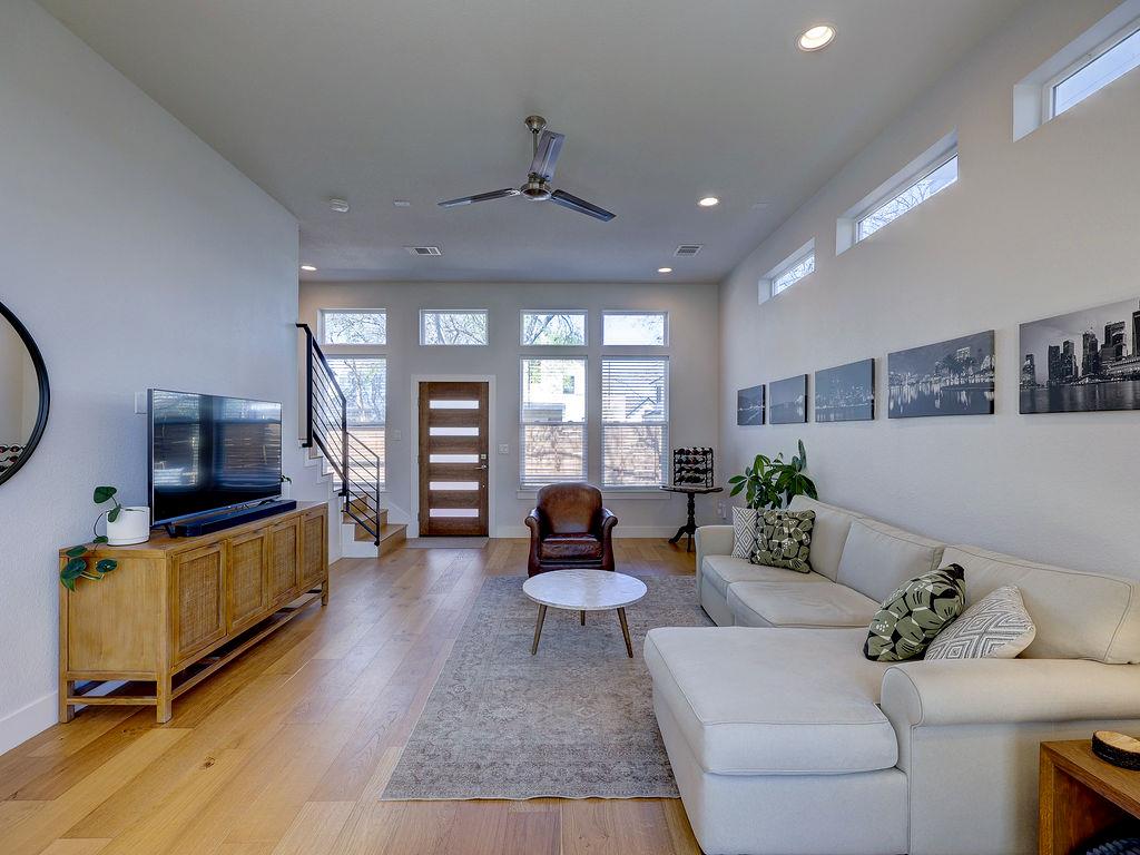 2007 Riverview St # 1, Austin, TX 78702