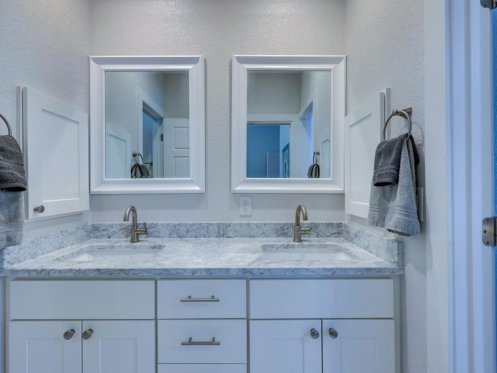 2007 Riverview St # 1, Austin, TX 78702