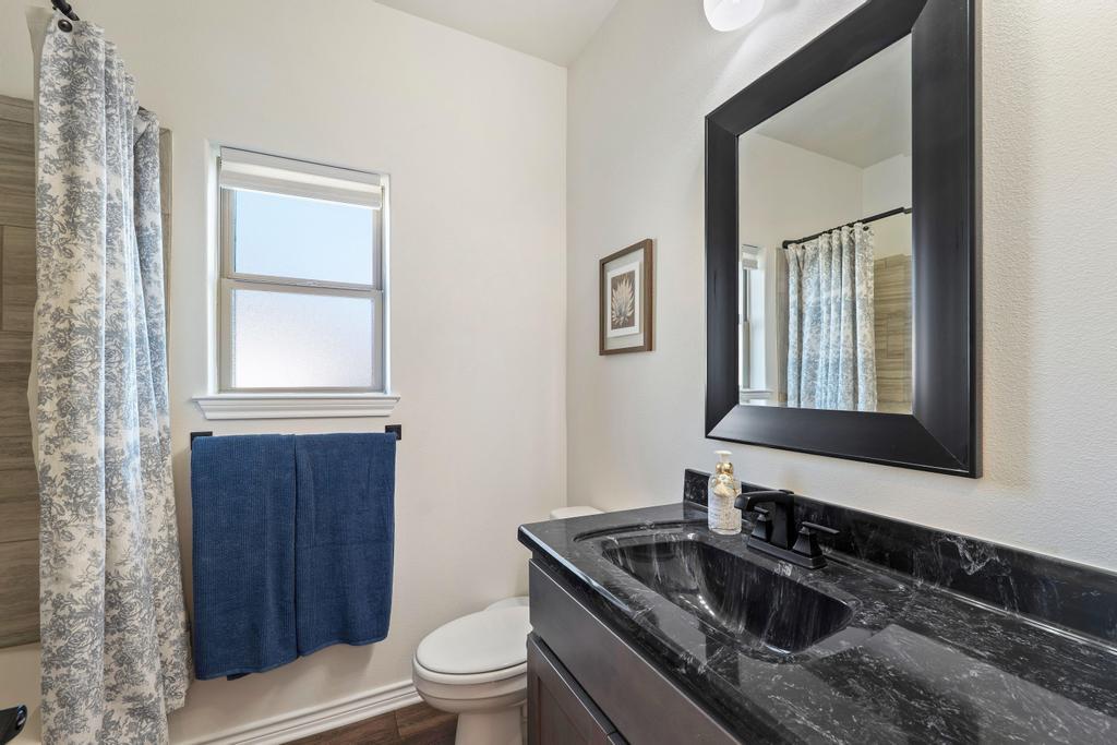 125 Citation Dr, Jarrell, TX 76537