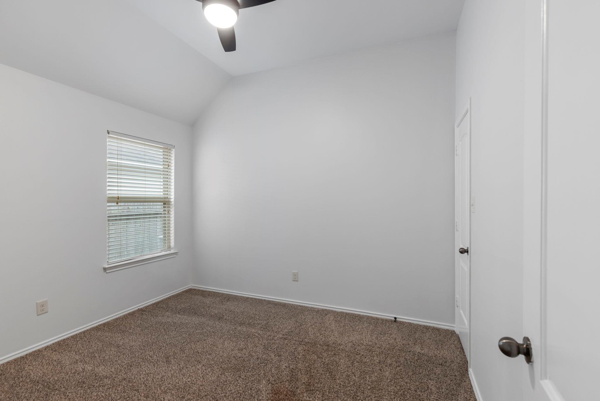 1315 Cameron Park Ln, Montgomery, TX 77386