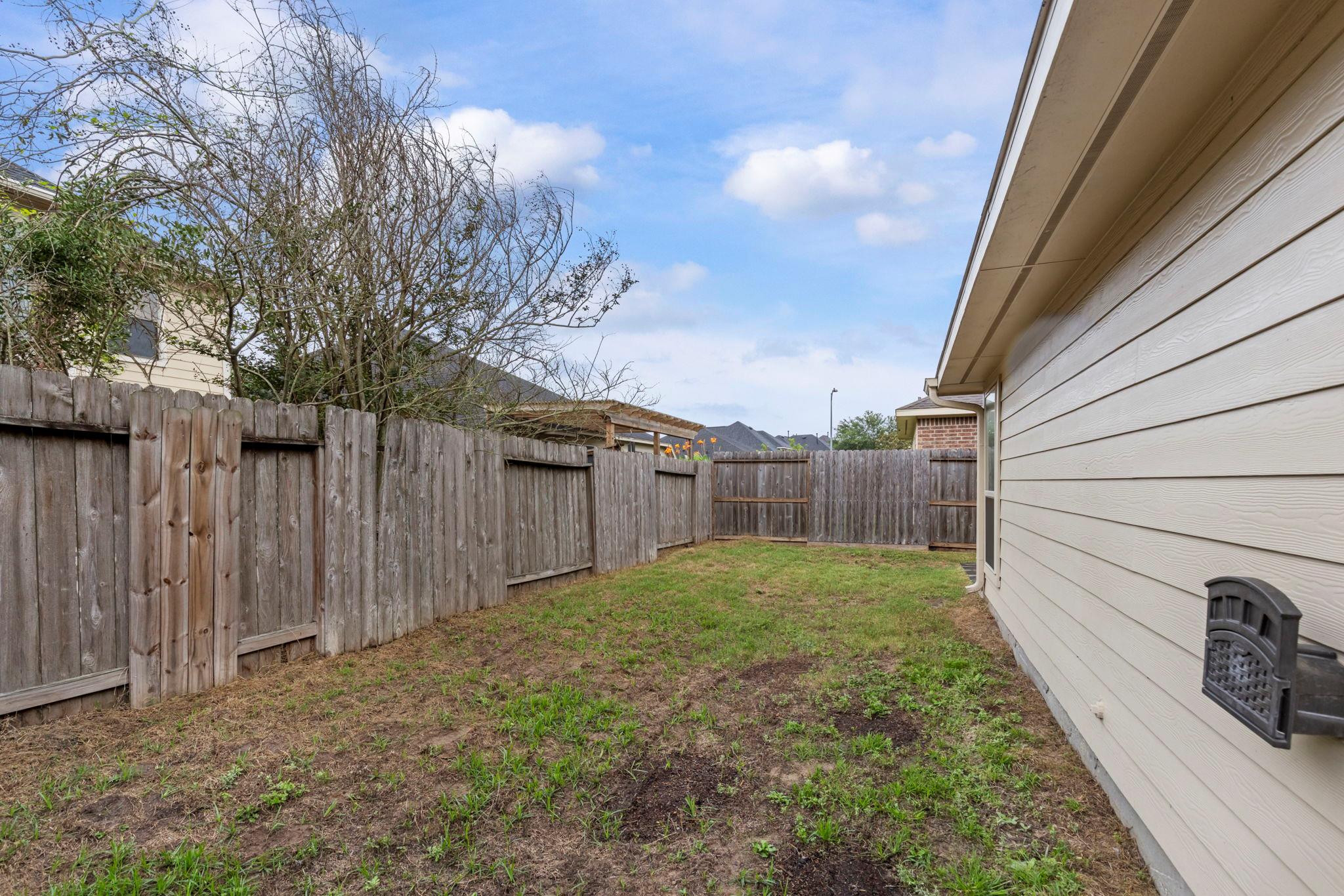 1315 Cameron Park Ln, Montgomery, TX 77386