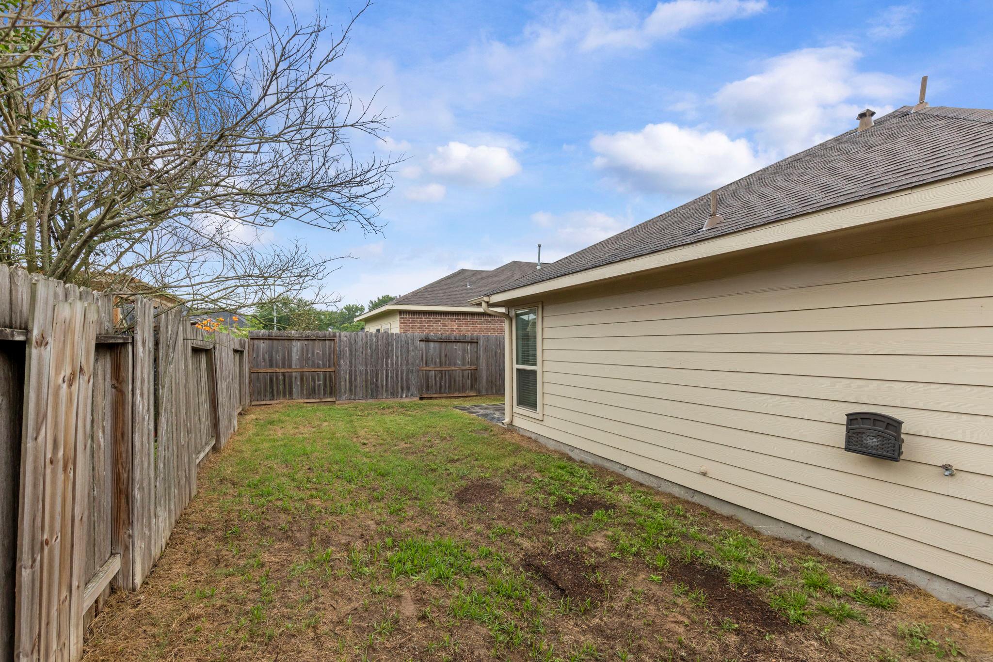 1315 Cameron Park Ln, Montgomery, TX 77386