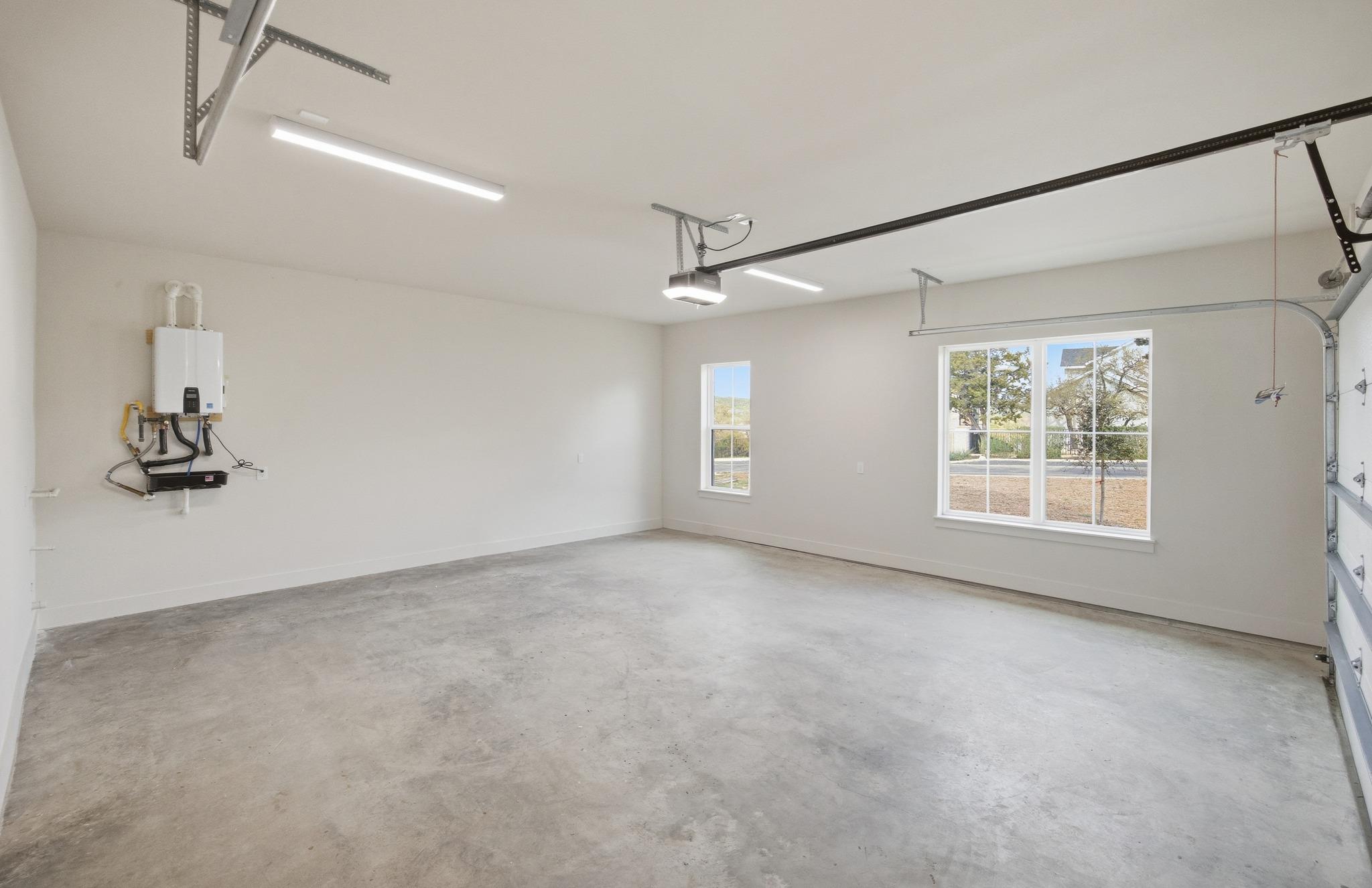 9504 Harbor Dr, Jonestown, TX 78645