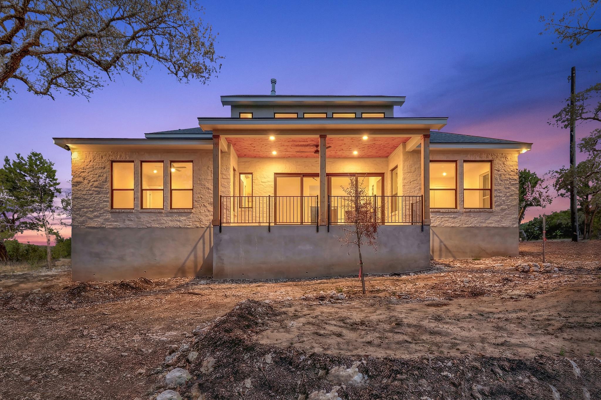 9504 Harbor Dr, Jonestown, TX 78645