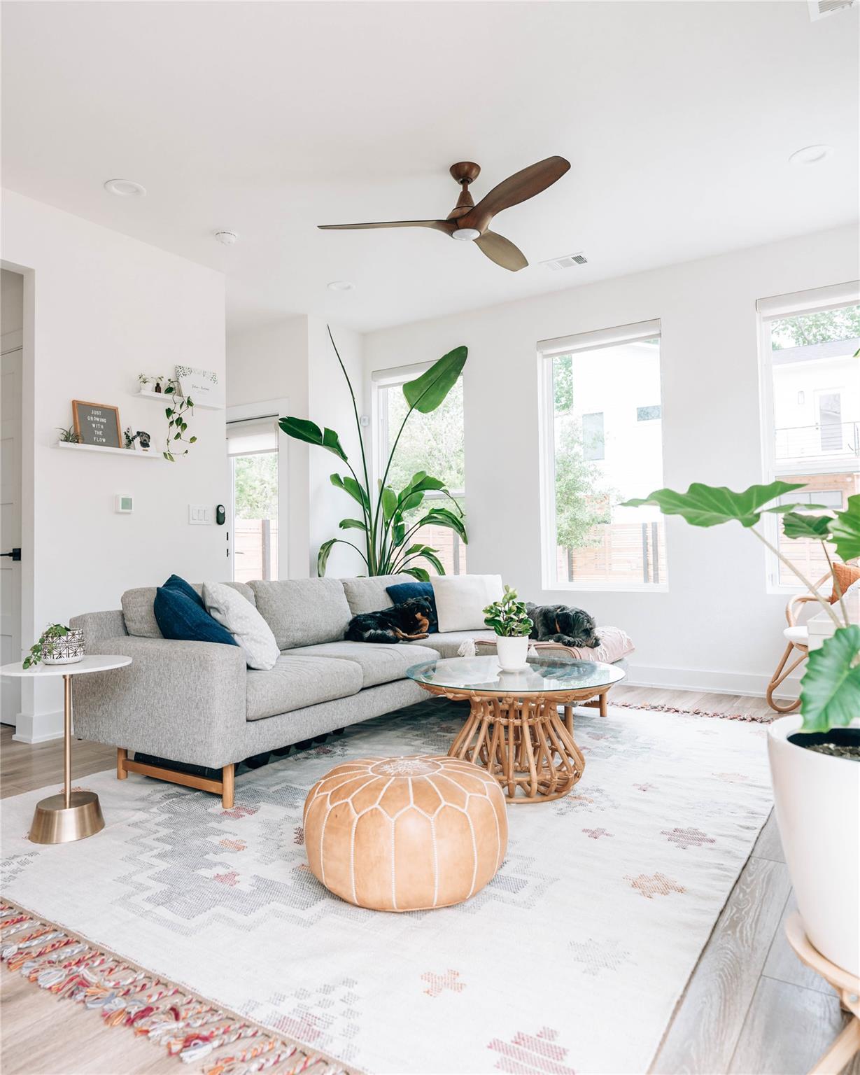 1106 Walton Ln # B, Austin, TX 78721