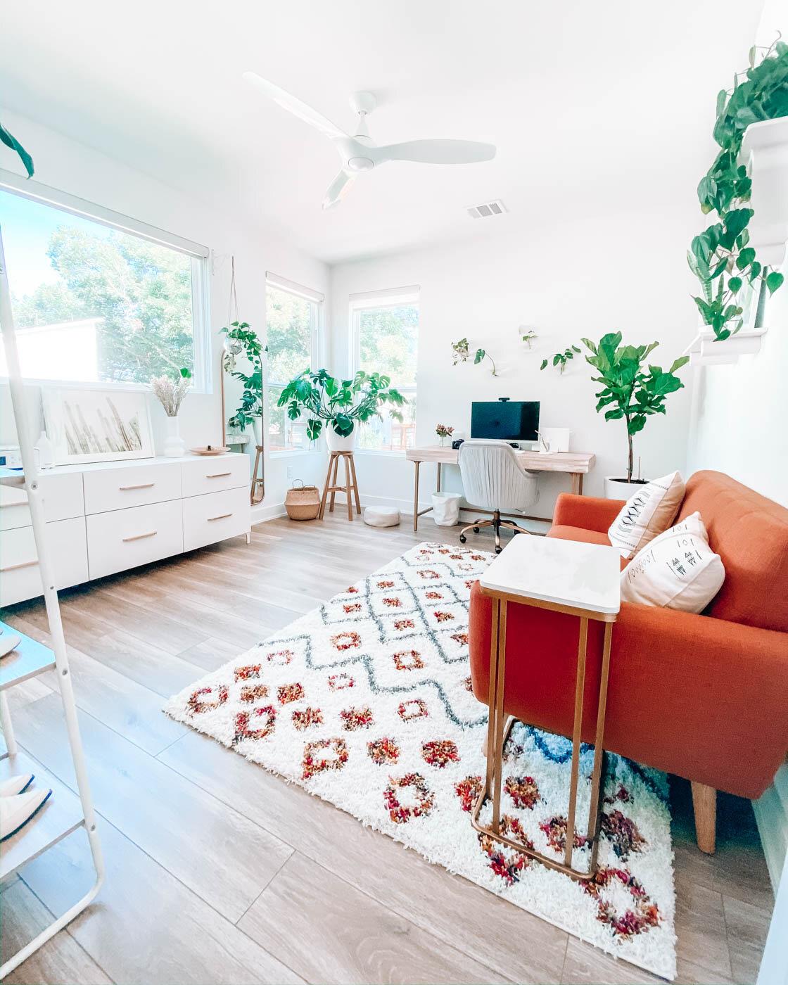 1106 Walton Ln # B, Austin, TX 78721