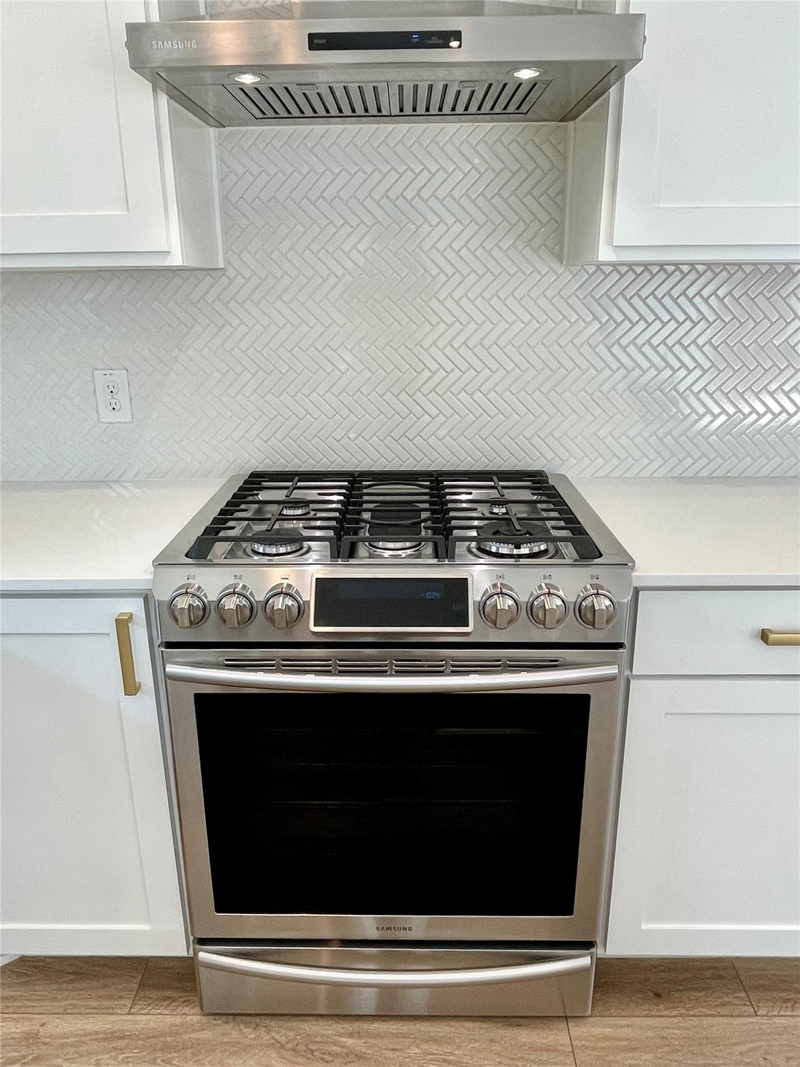 1106 Walton Ln # B, Austin, TX 78721