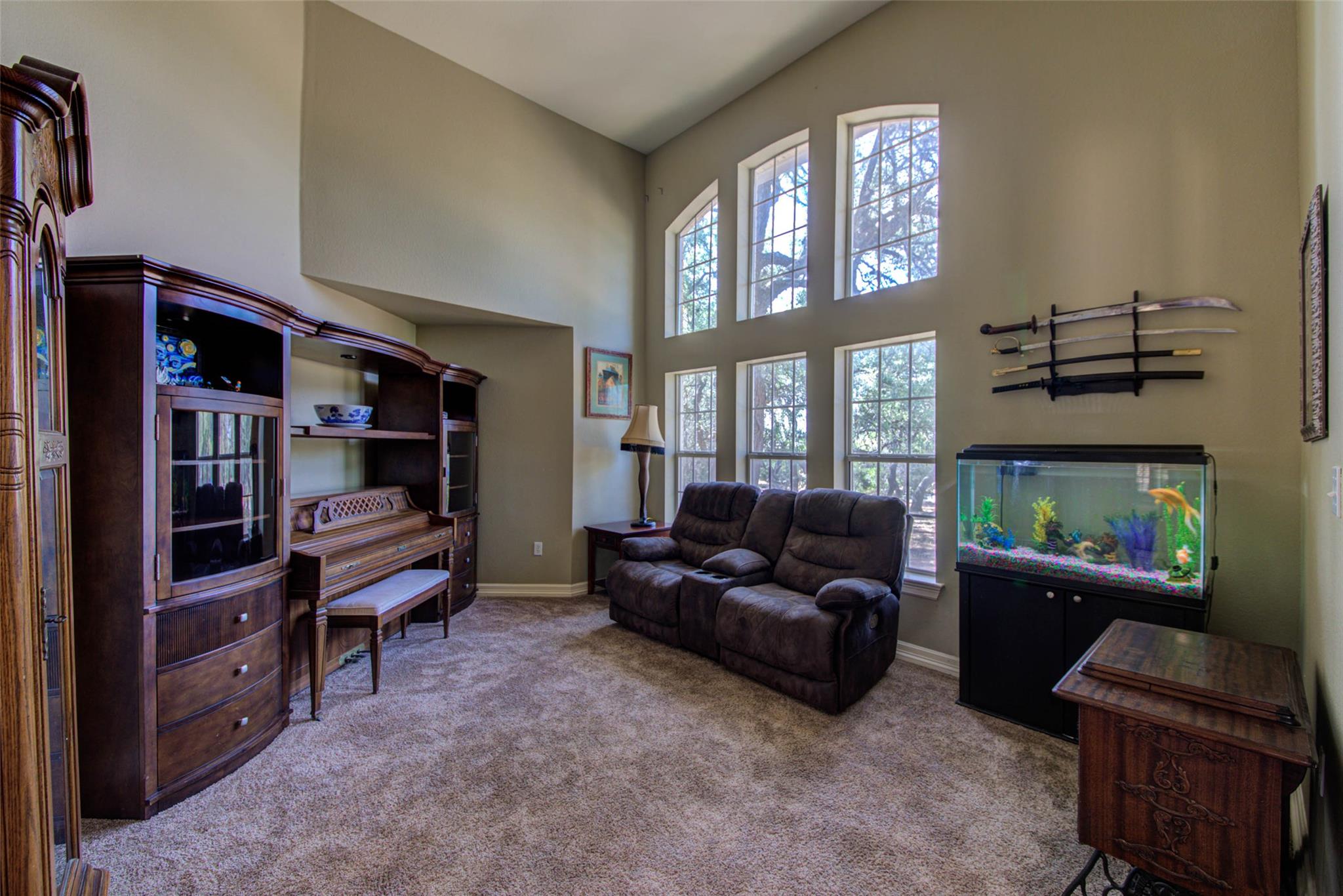 465 Hannah Dr, Dripping Springs, TX 78620