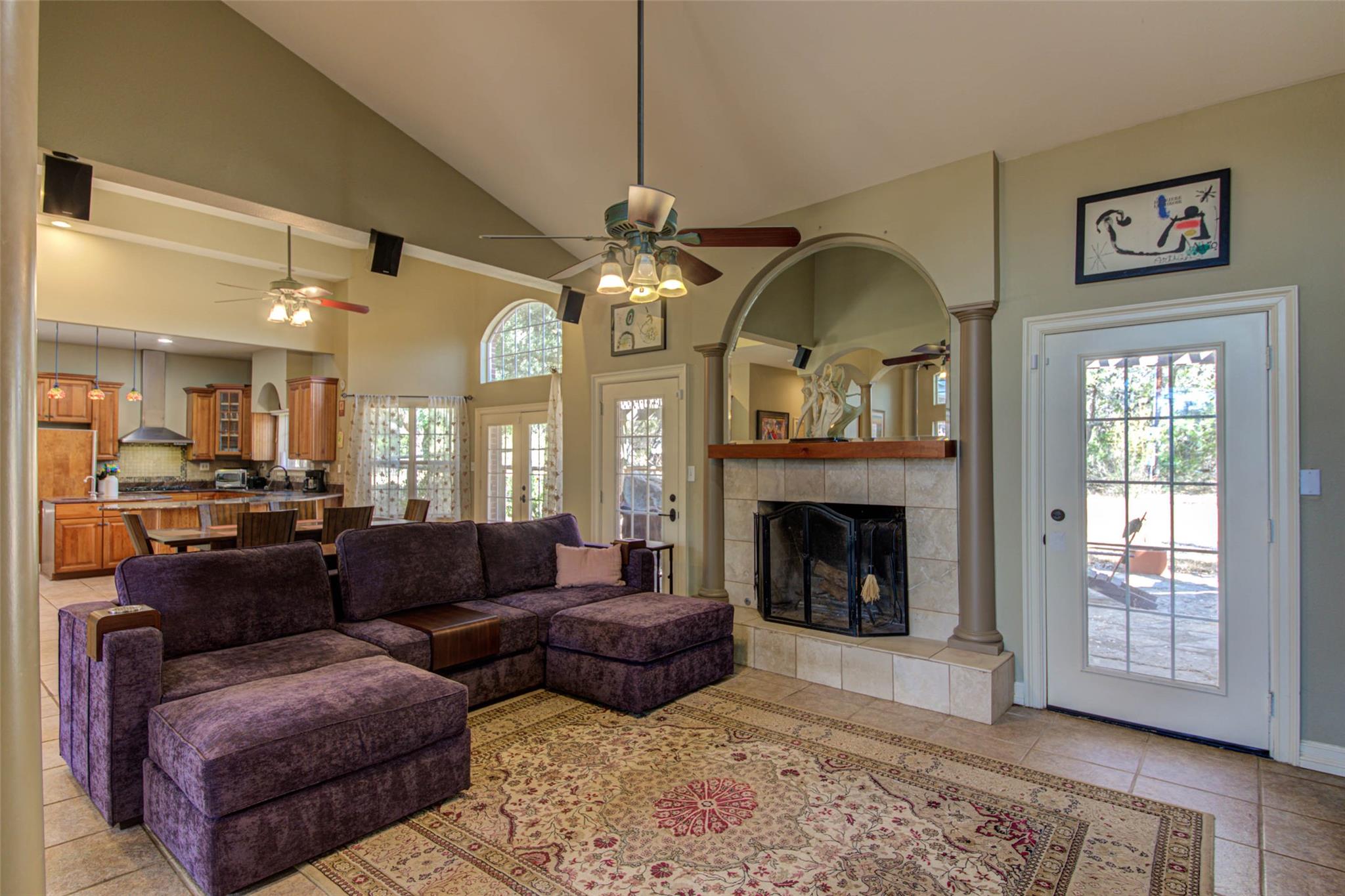 465 Hannah Dr, Dripping Springs, TX 78620