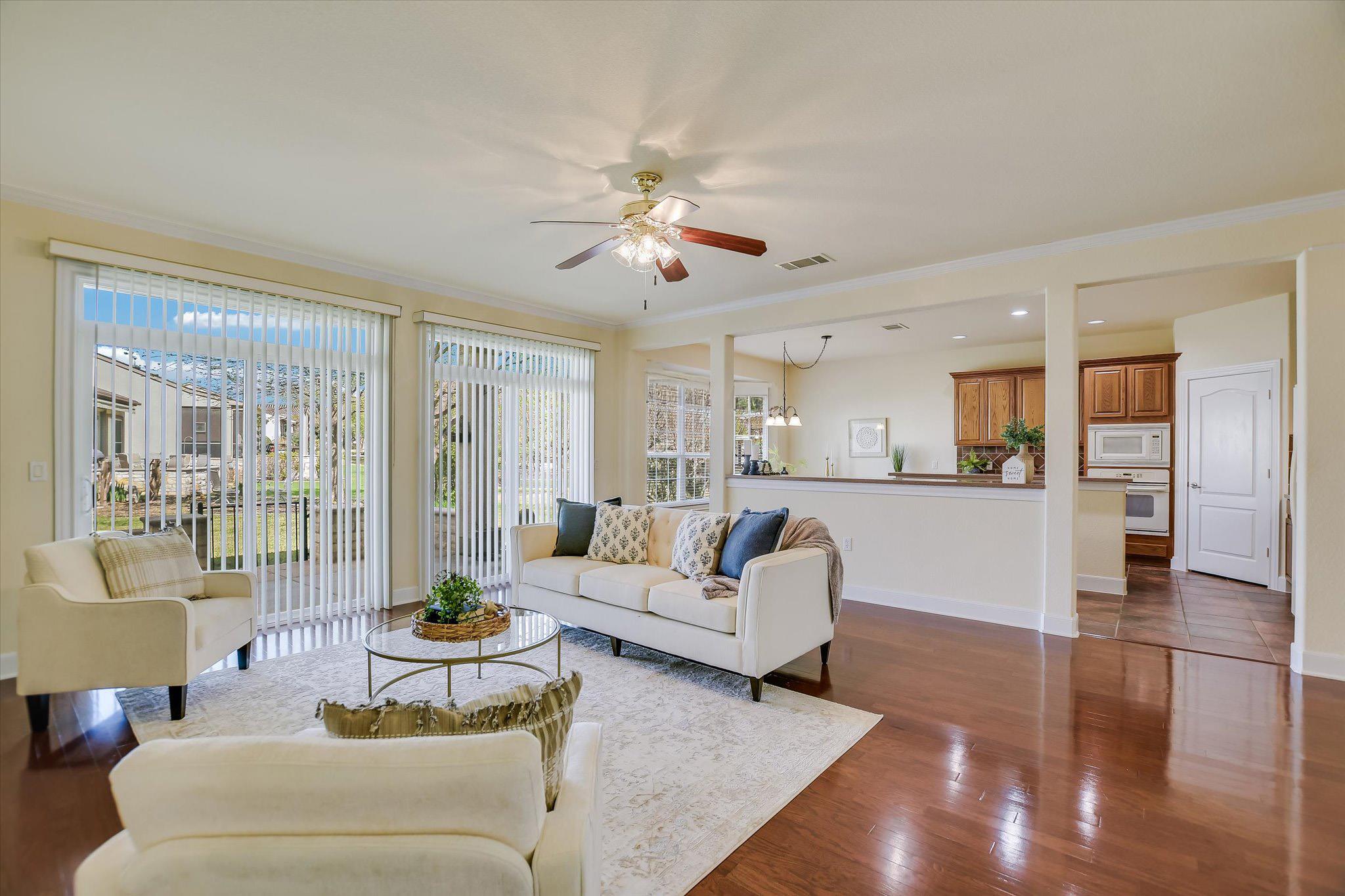 116 Travis Dr, Georgetown, TX 78633