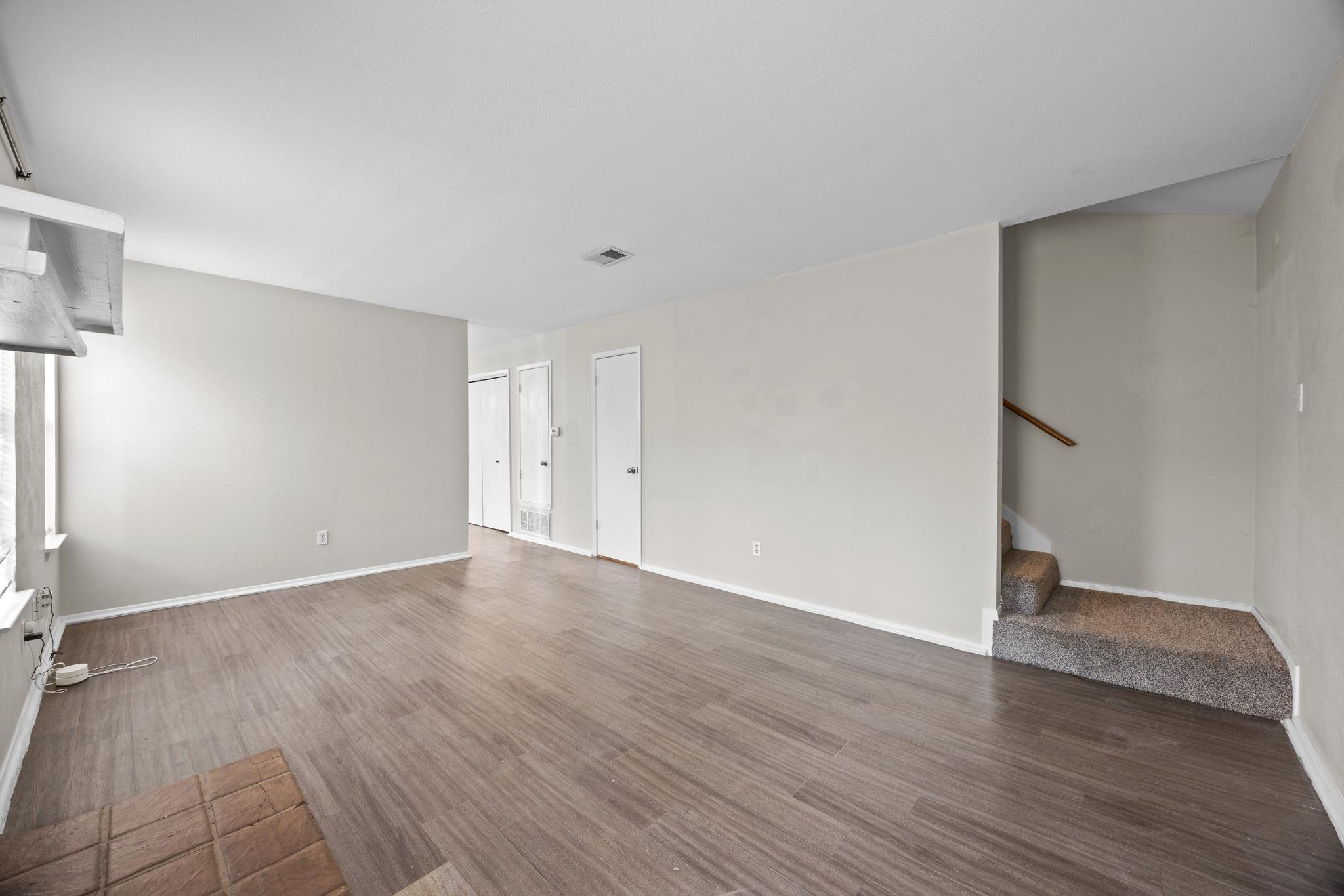 6904 Rifle Bnd # A, Austin, TX 78736