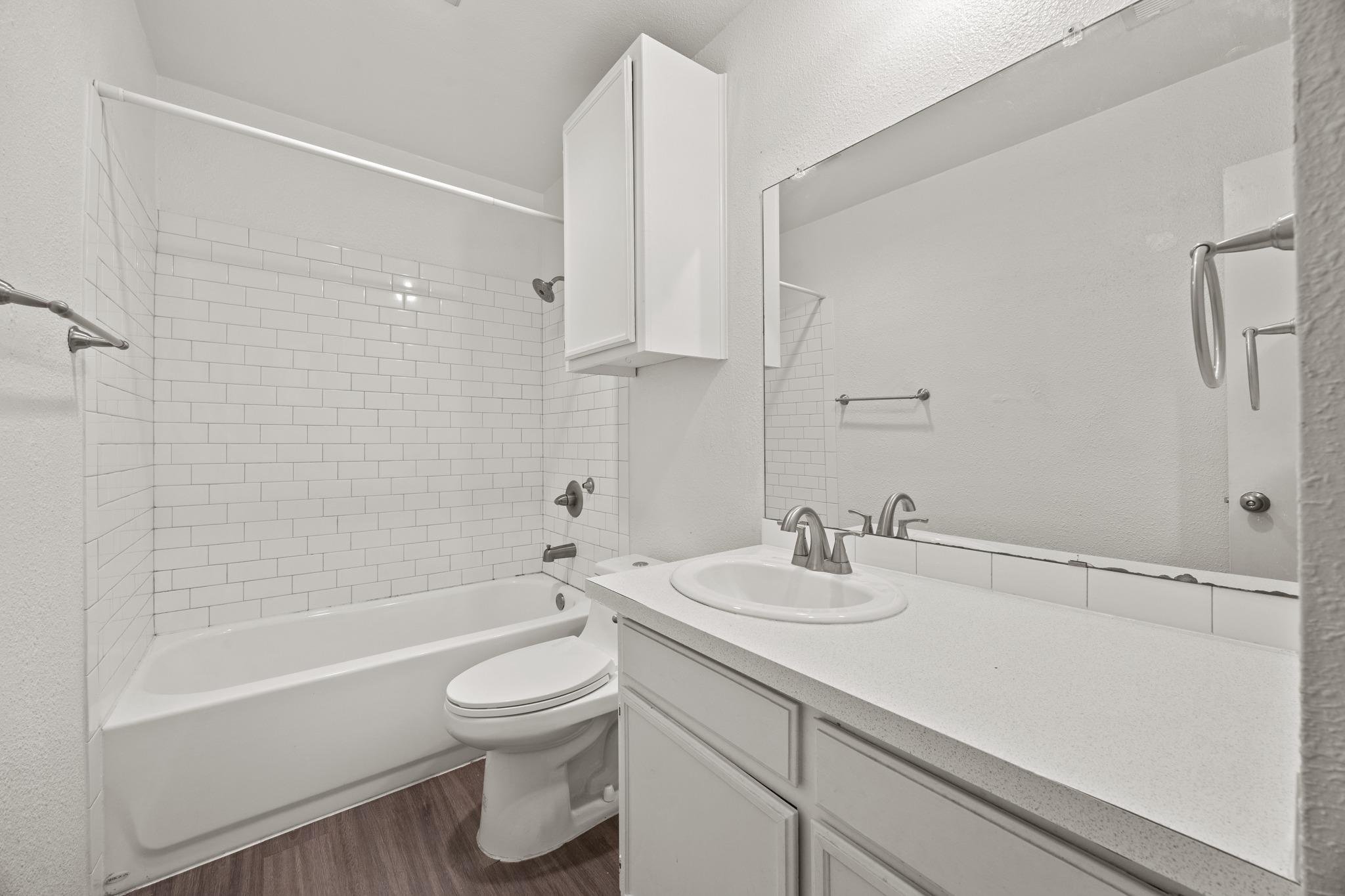 6904 Rifle Bnd # A, Austin, TX 78736