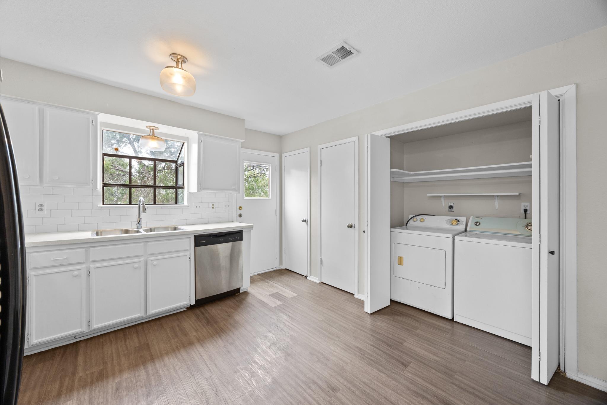 6904 Rifle Bnd # A, Austin, TX 78736