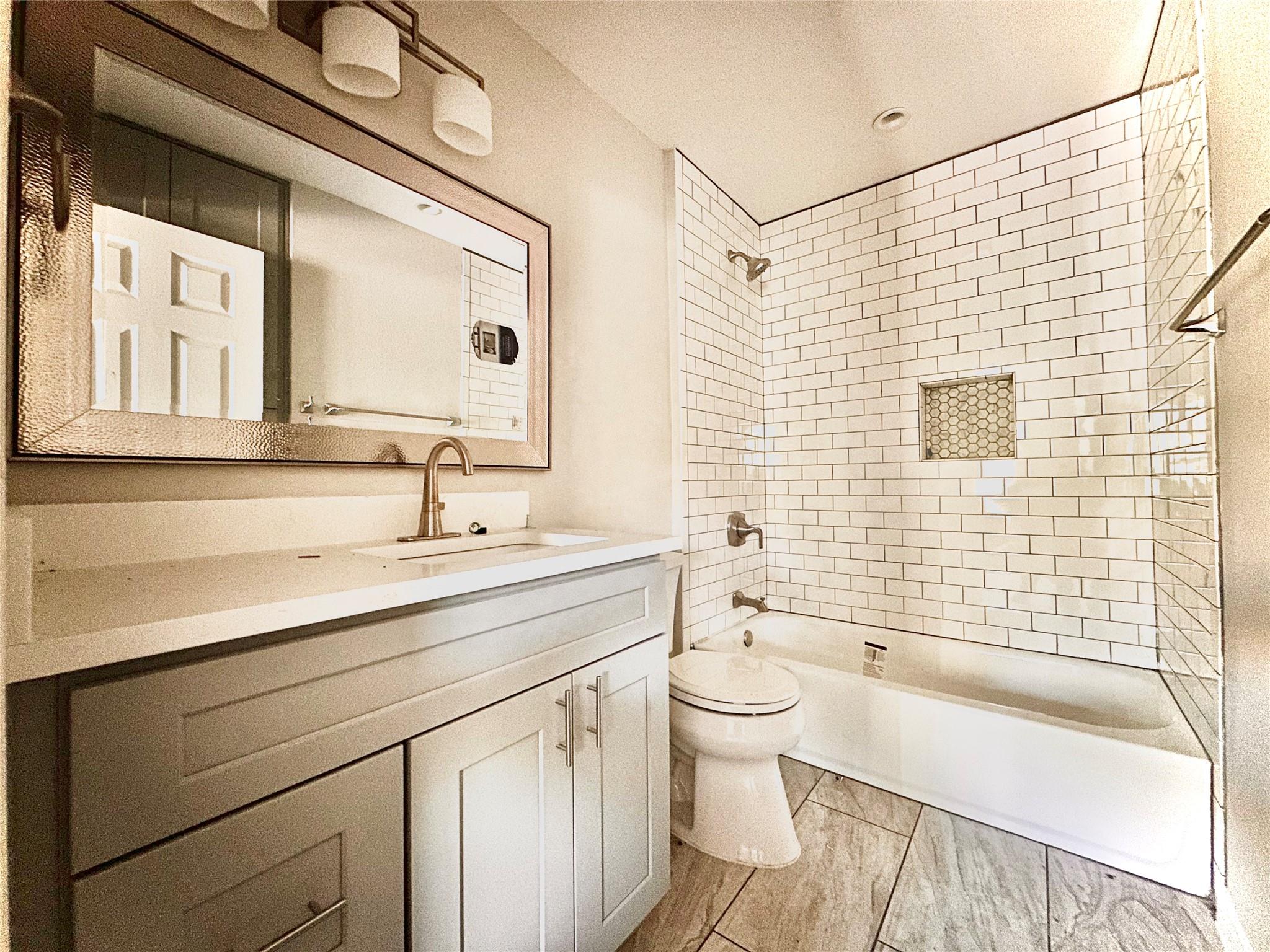 2529 Rio Grande St # 1, Austin, TX 78705