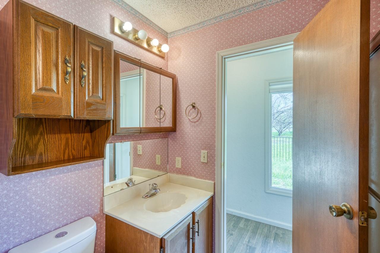 1504 Azure # A, Horseshoe Bay, TX 78657