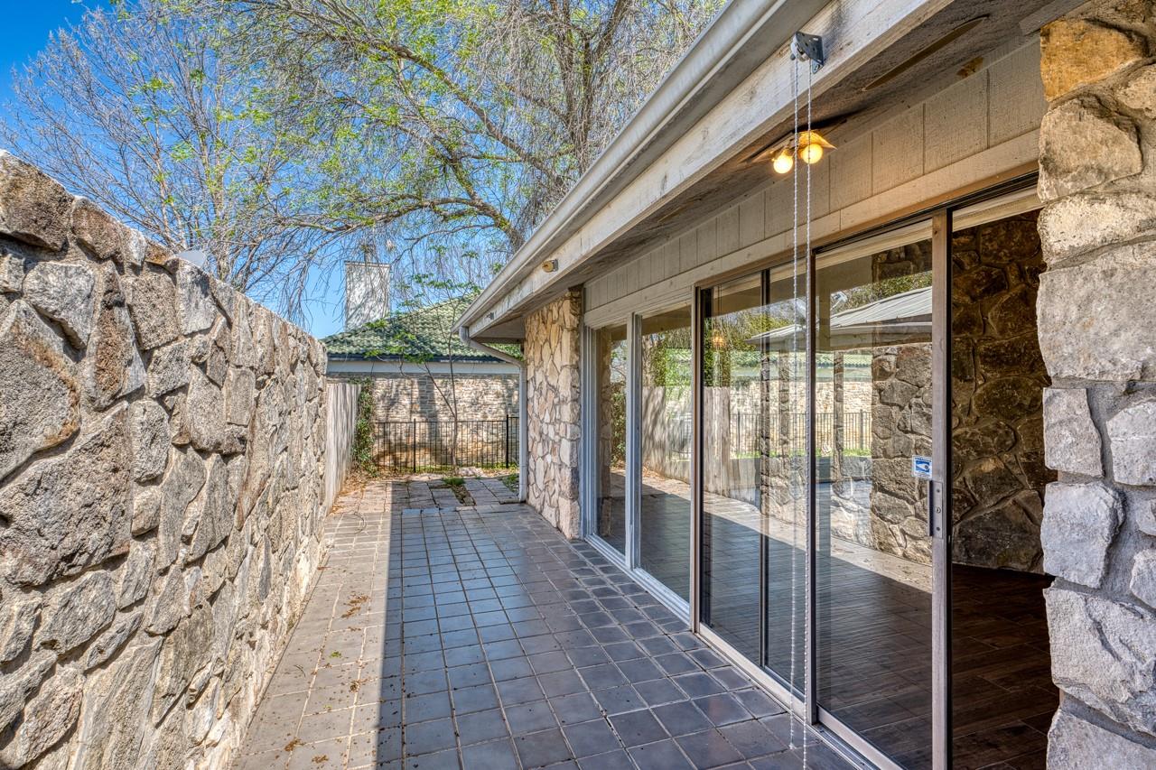 1504 Azure # A, Horseshoe Bay, TX 78657