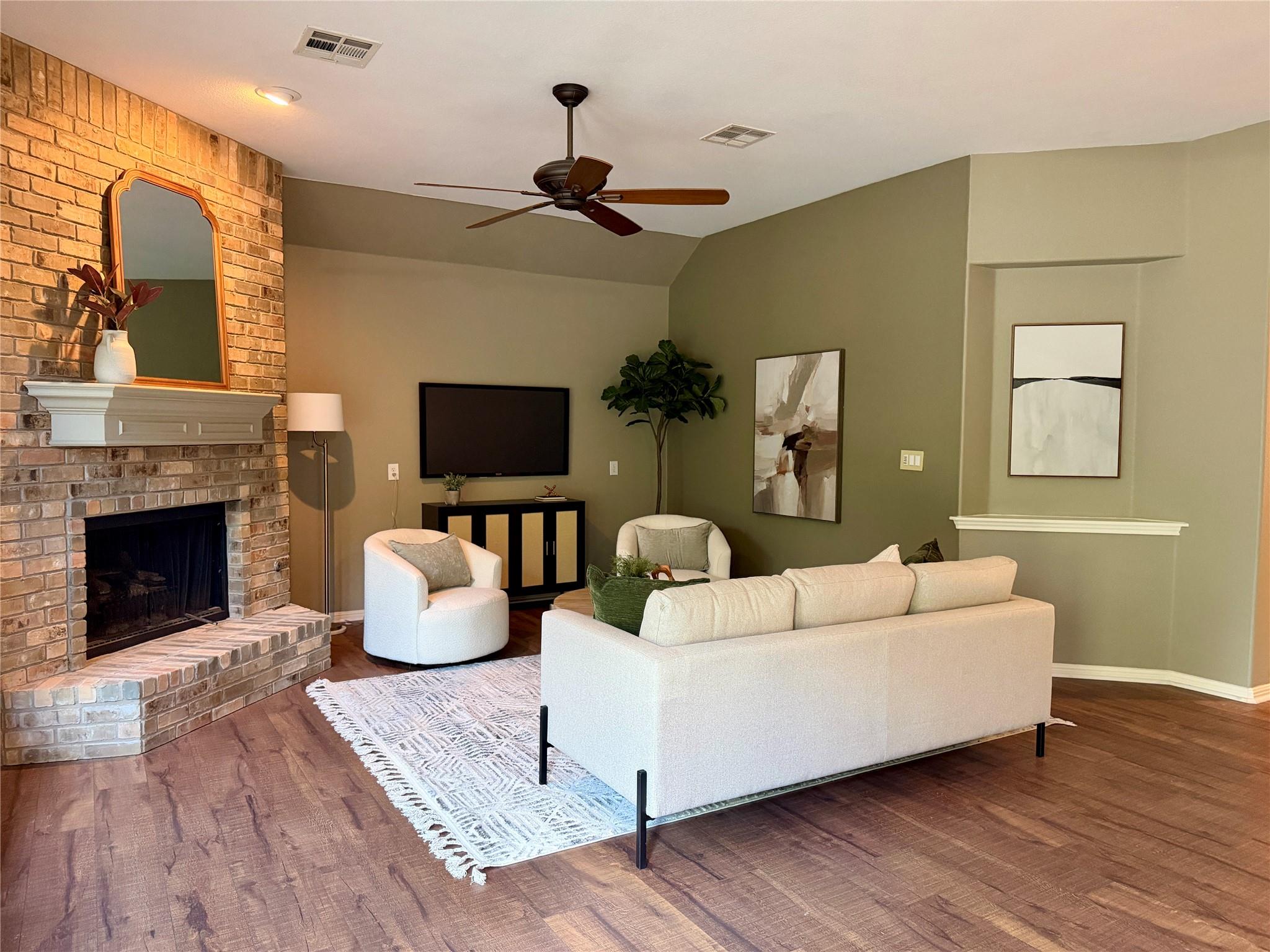 8024 COBBLESTONE, Austin, TX 78735