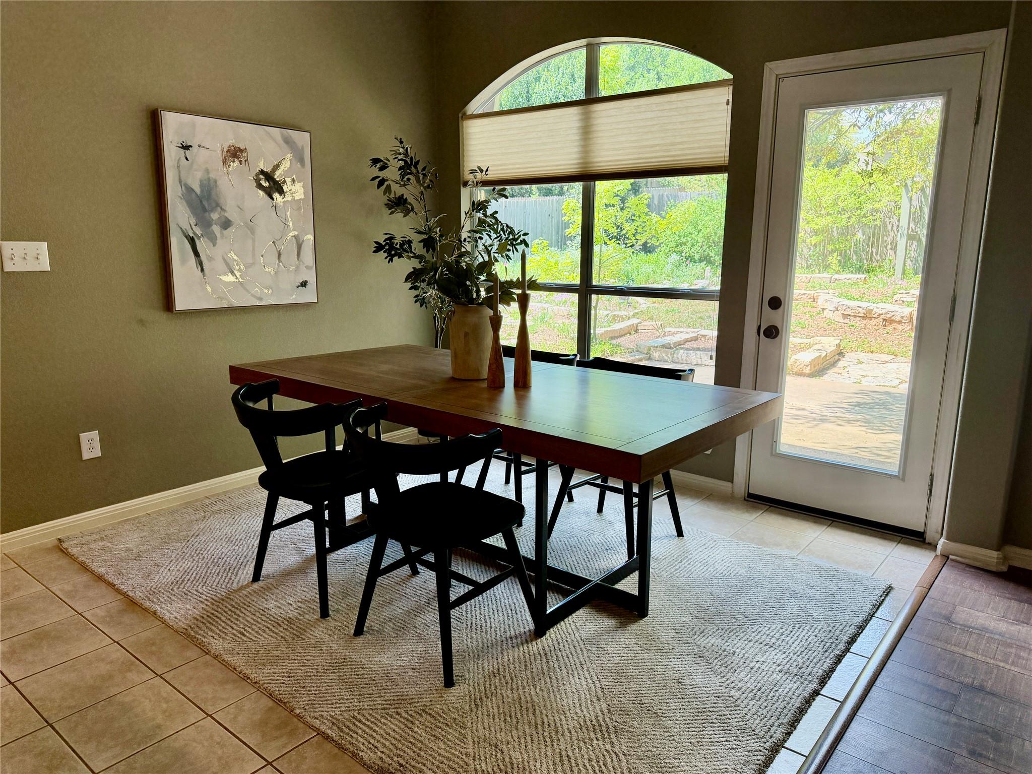 8024 COBBLESTONE, Austin, TX 78735