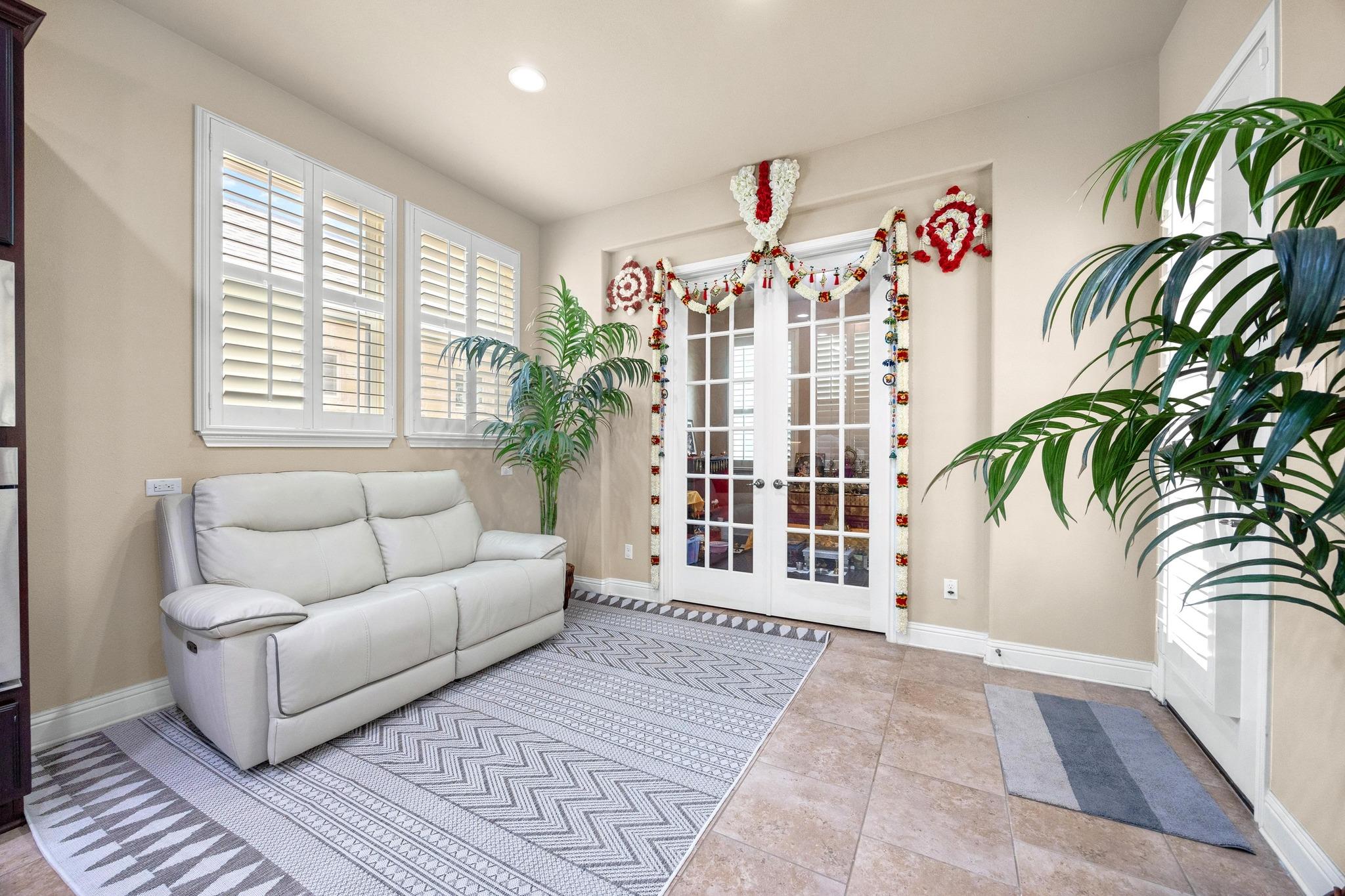 14405 Laurinburg Dr, Austin, TX 78717