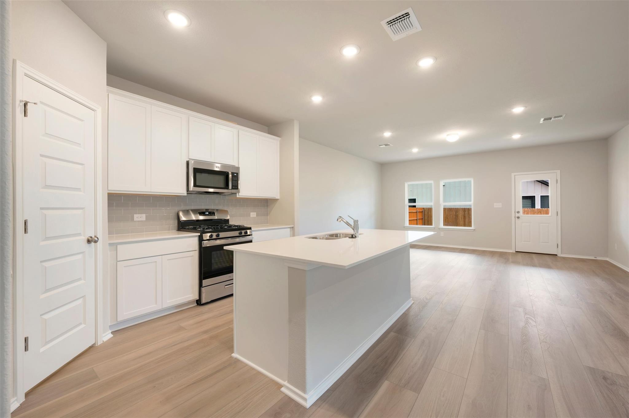 150 Big Banyan Dr, Dripping Springs, TX 78620