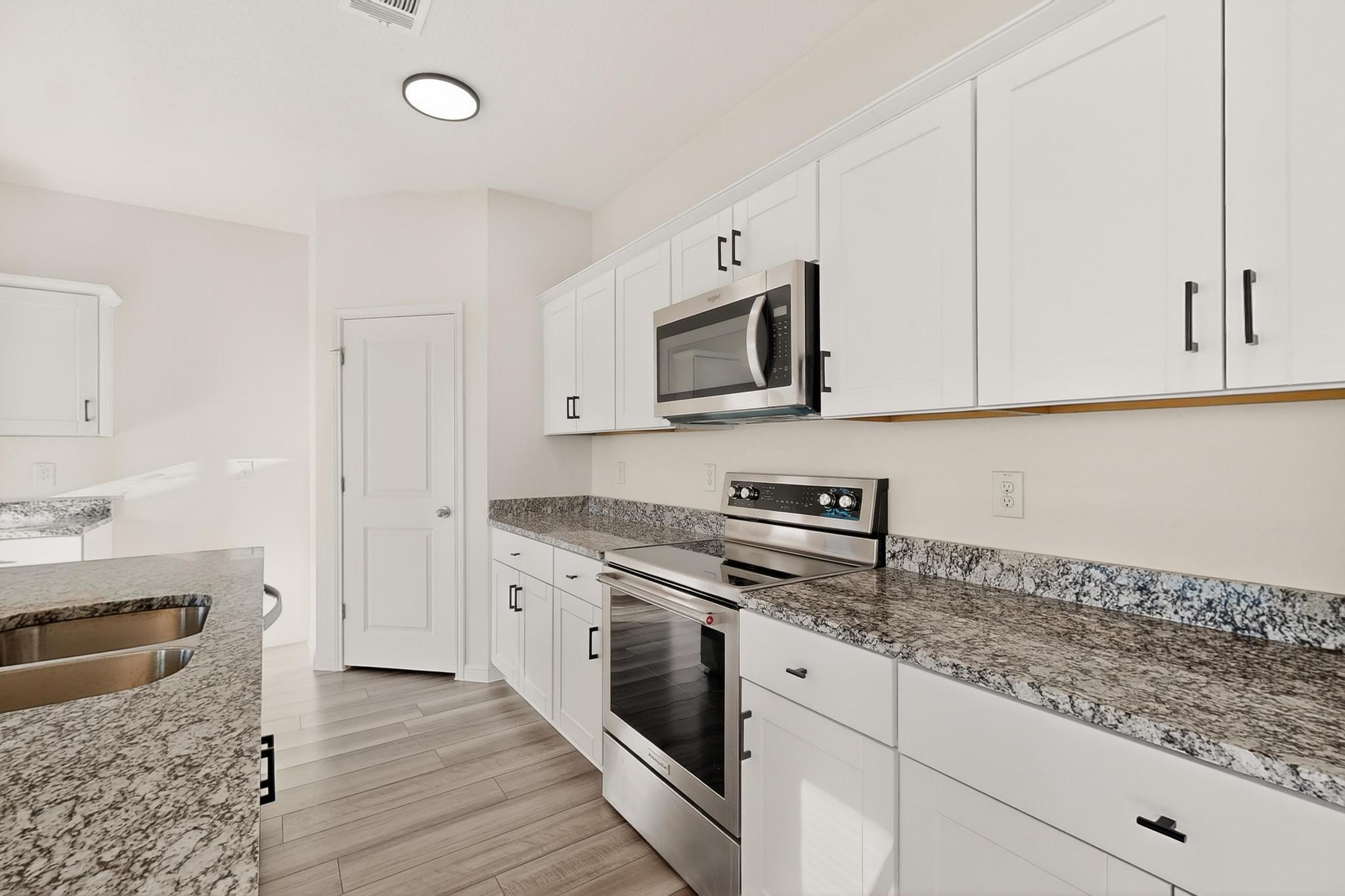 361 Wren Ln, Kyle, TX 78640