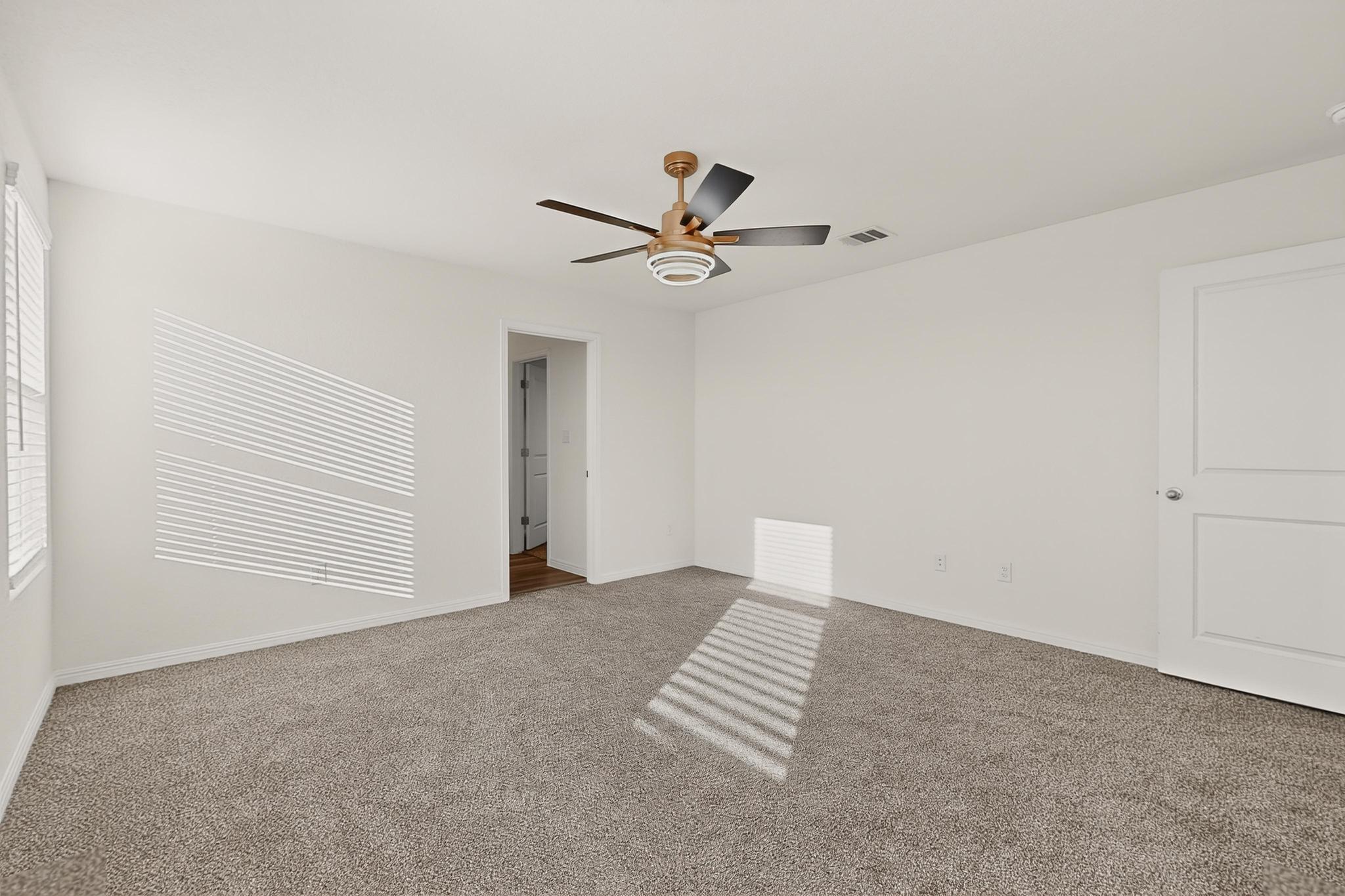 361 Wren Ln, Kyle, TX 78640