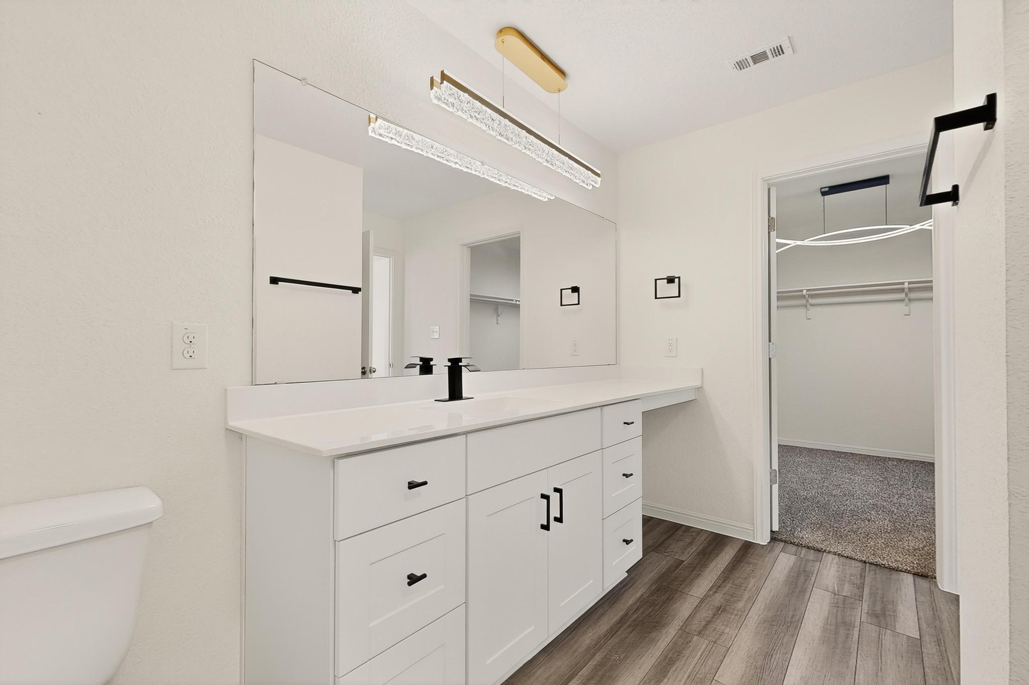 361 Wren Ln, Kyle, TX 78640