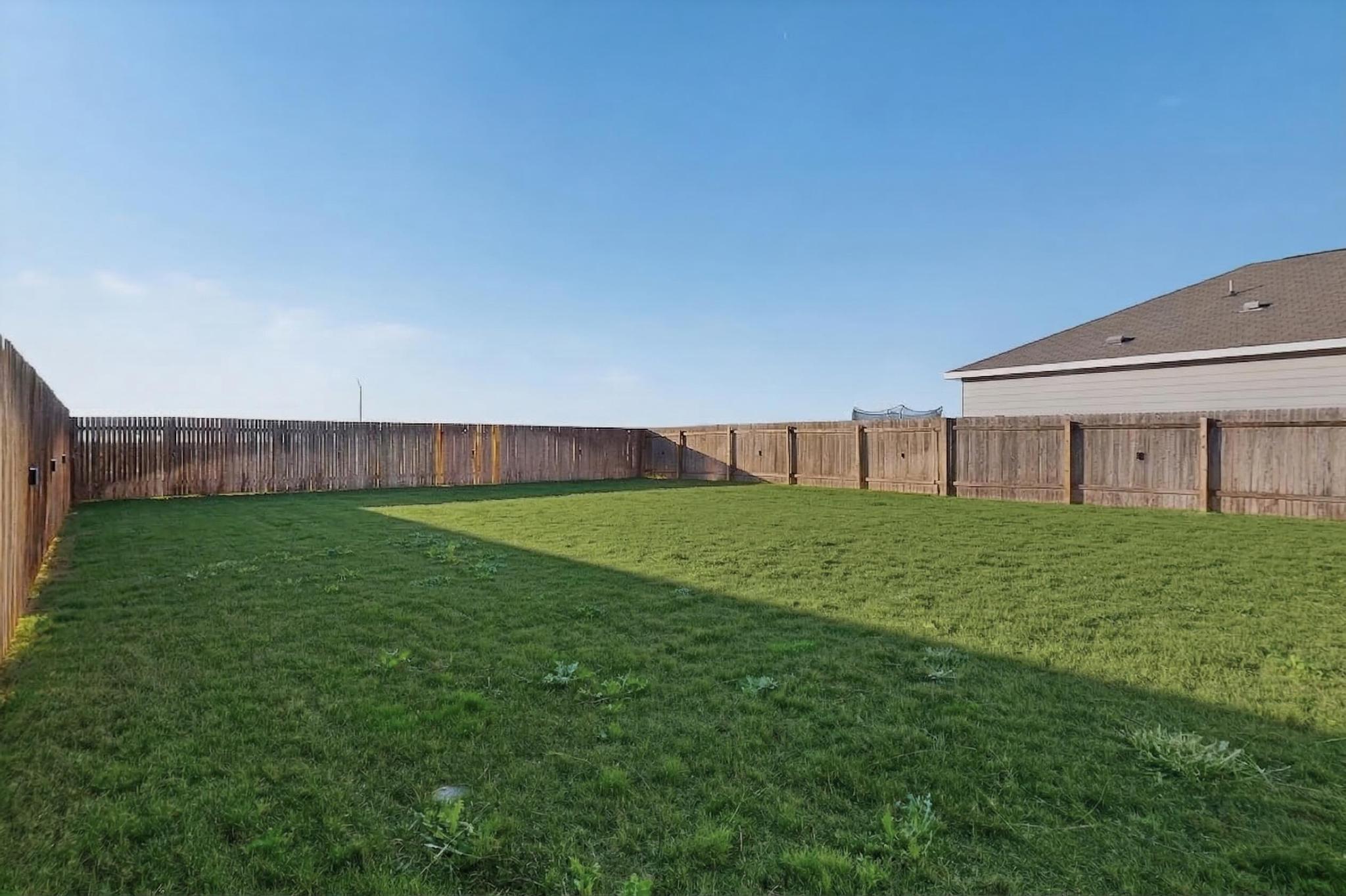 361 Wren Ln, Kyle, TX 78640