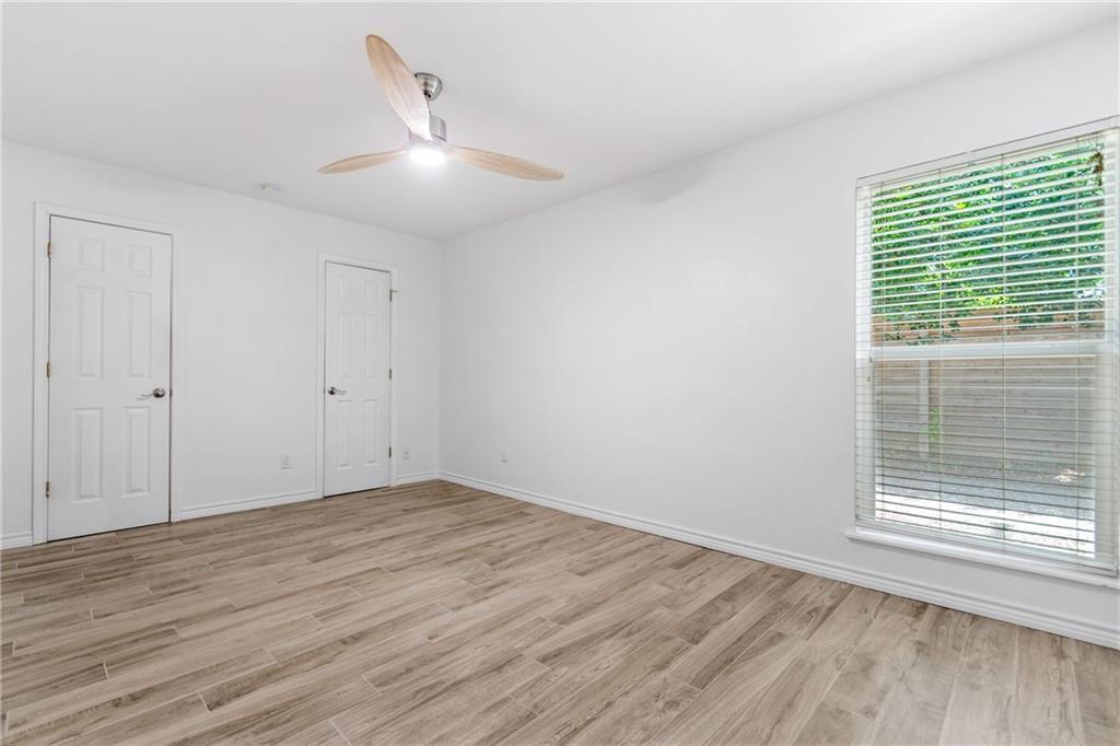 400 W 35th. St # 103, Austin, TX 78705