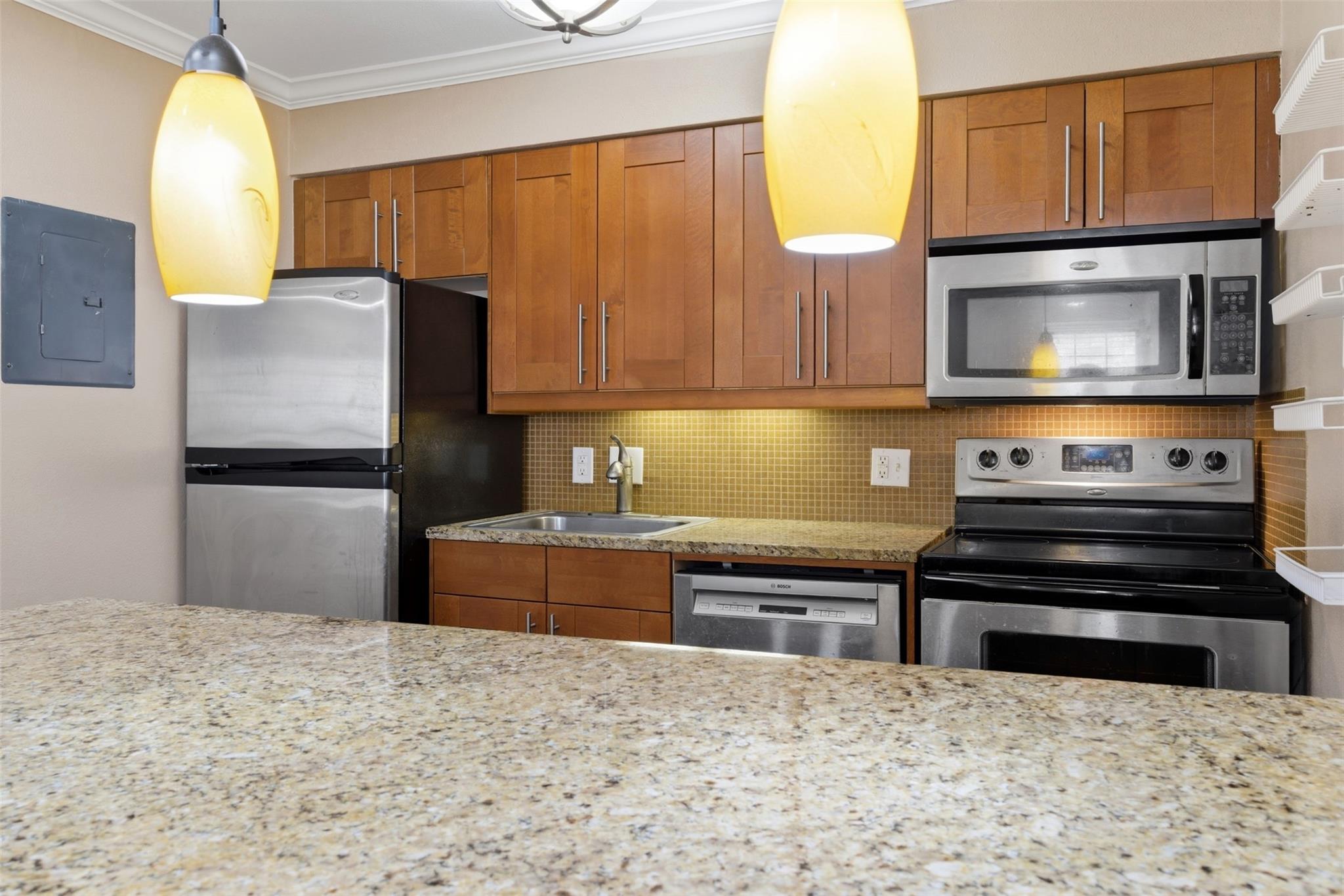 7685 Northcross Dr # 429, Austin, TX 78757