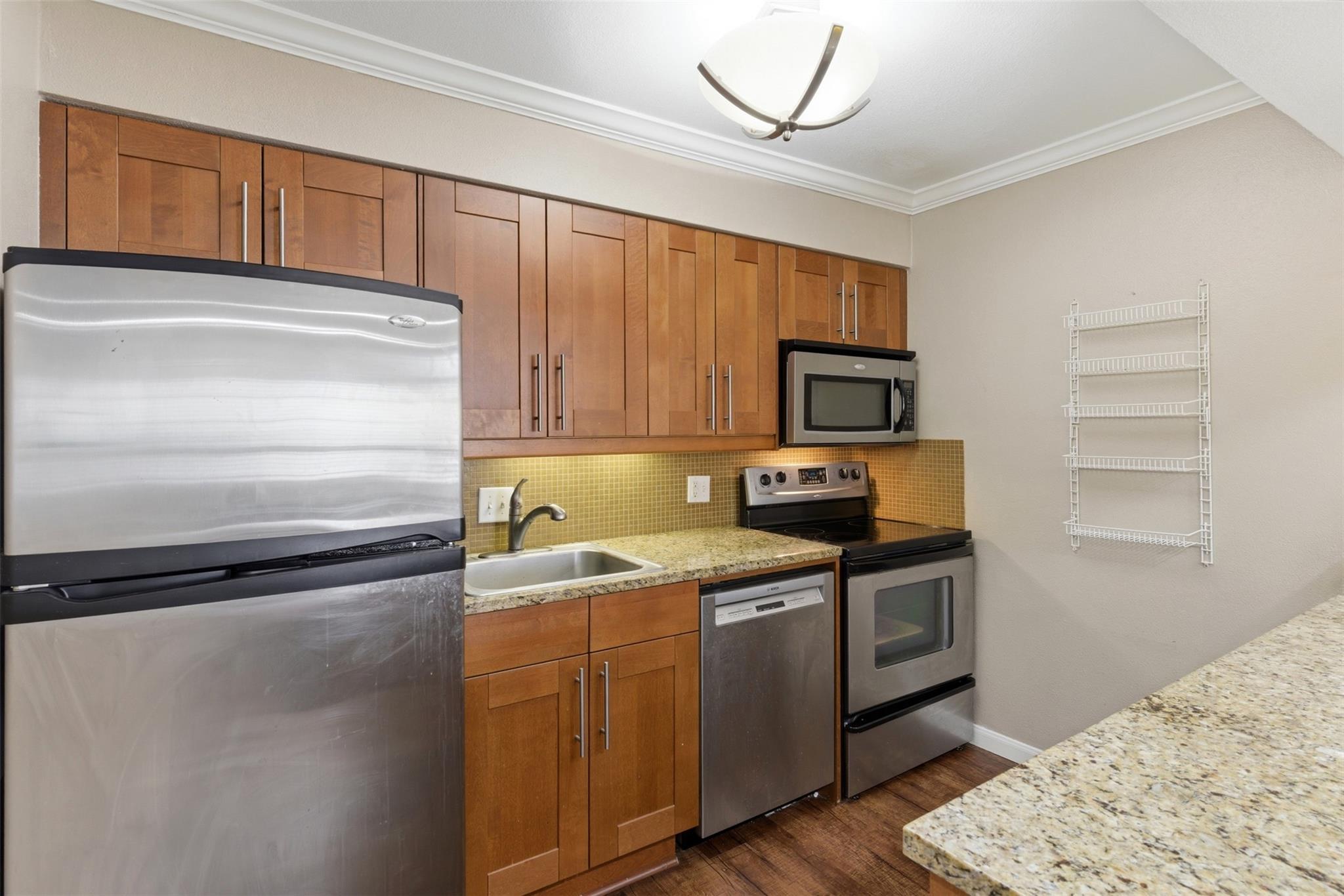 7685 Northcross Dr # 429, Austin, TX 78757