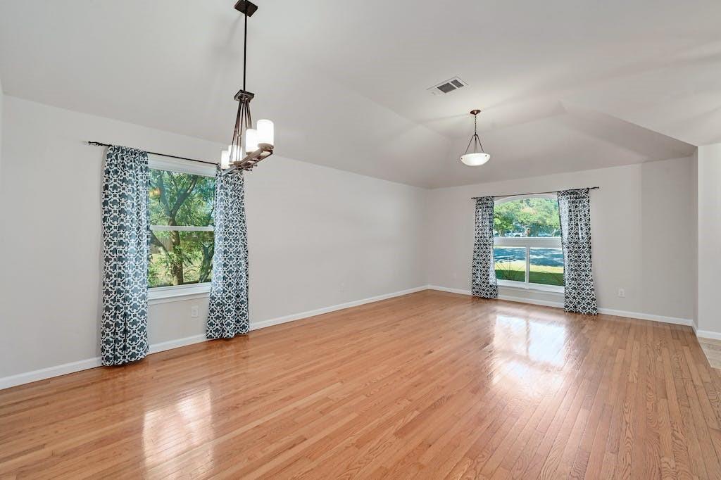 7717 Ponoma Trl, Austin, TX 78749