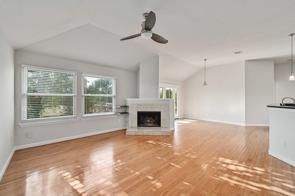 7717 Ponoma Trl, Austin, TX 78749