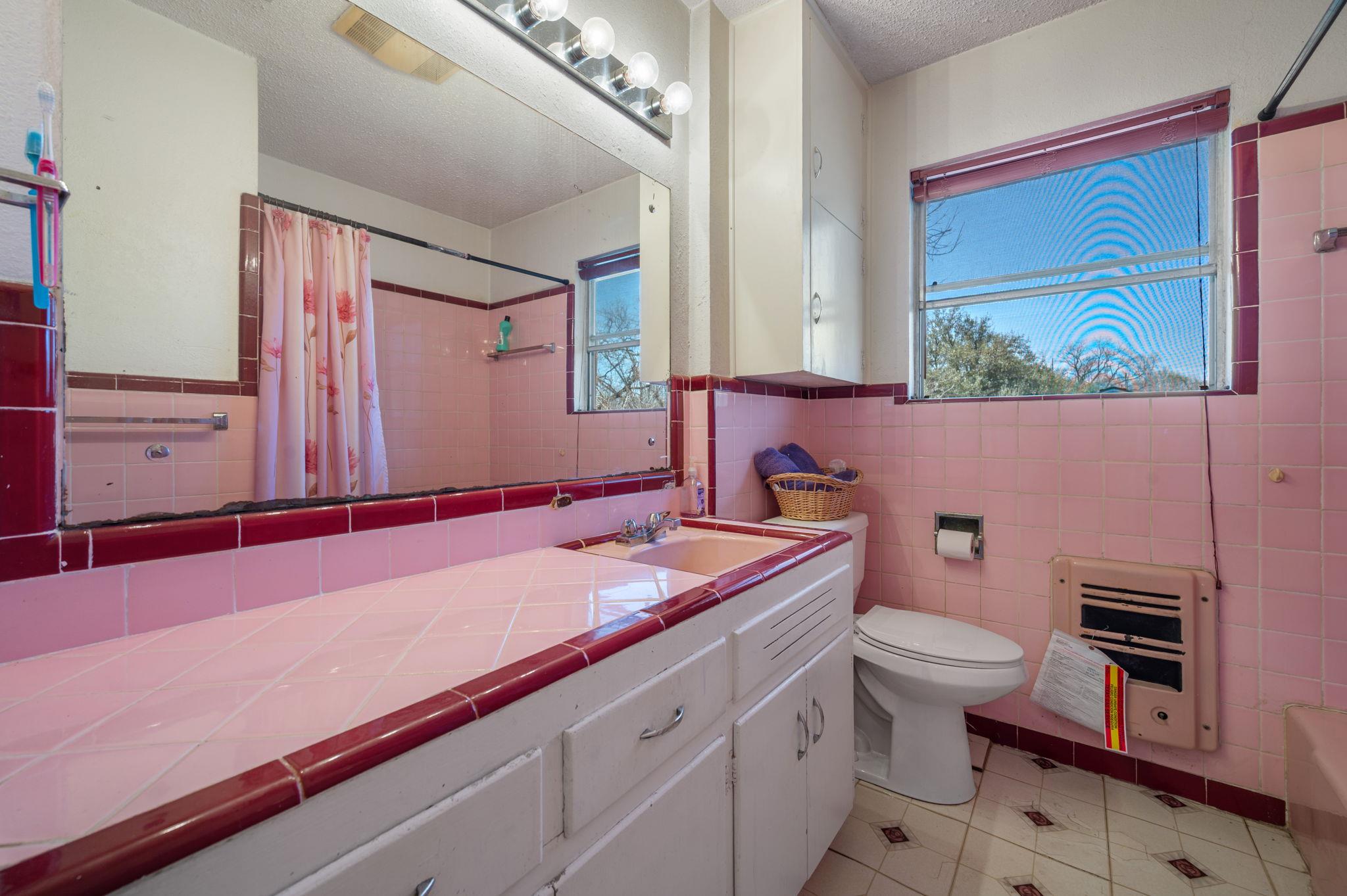 2000 Cedar Ave, Austin, TX 78722