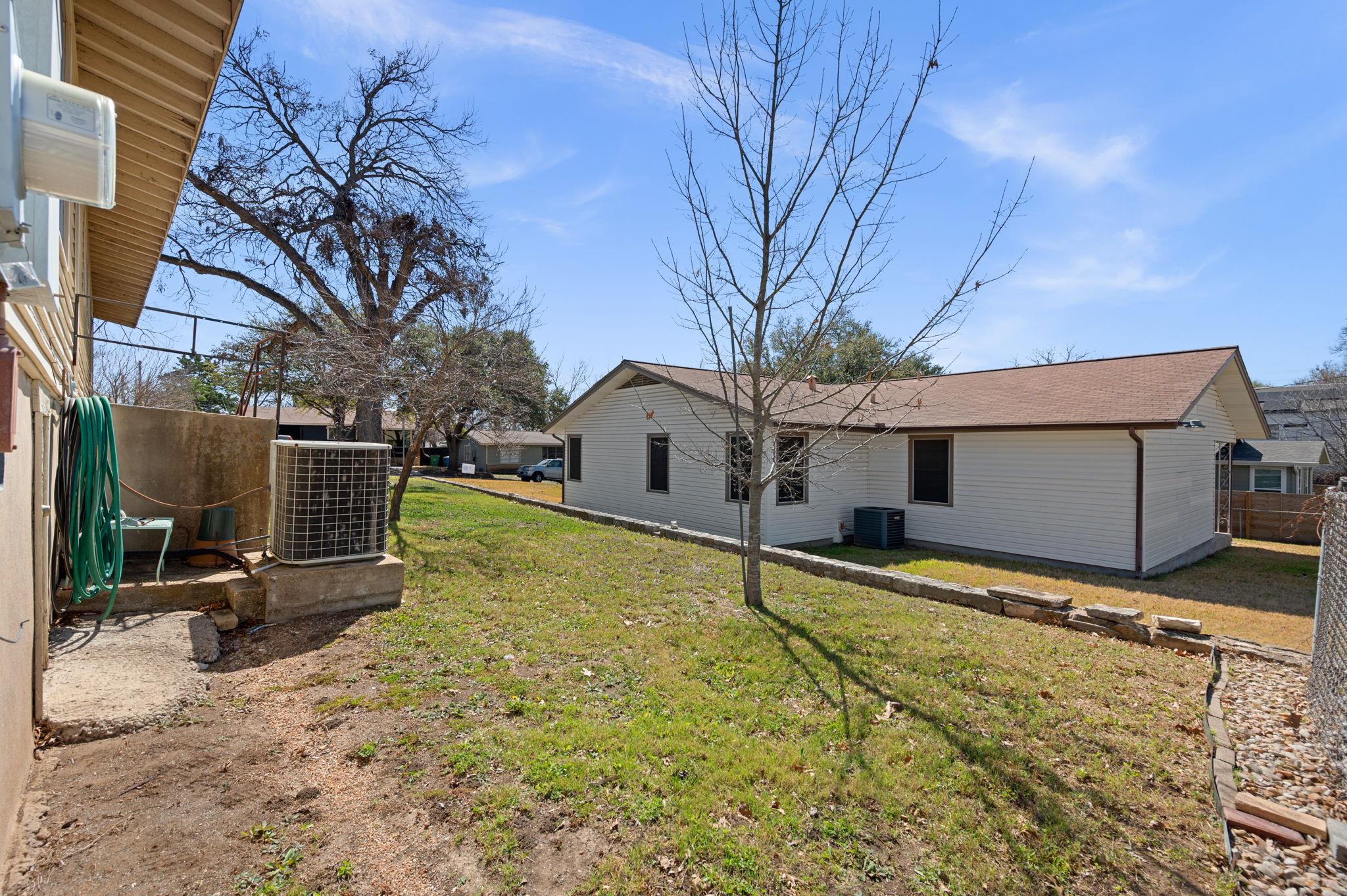 2000 Cedar Ave, Austin, TX 78722